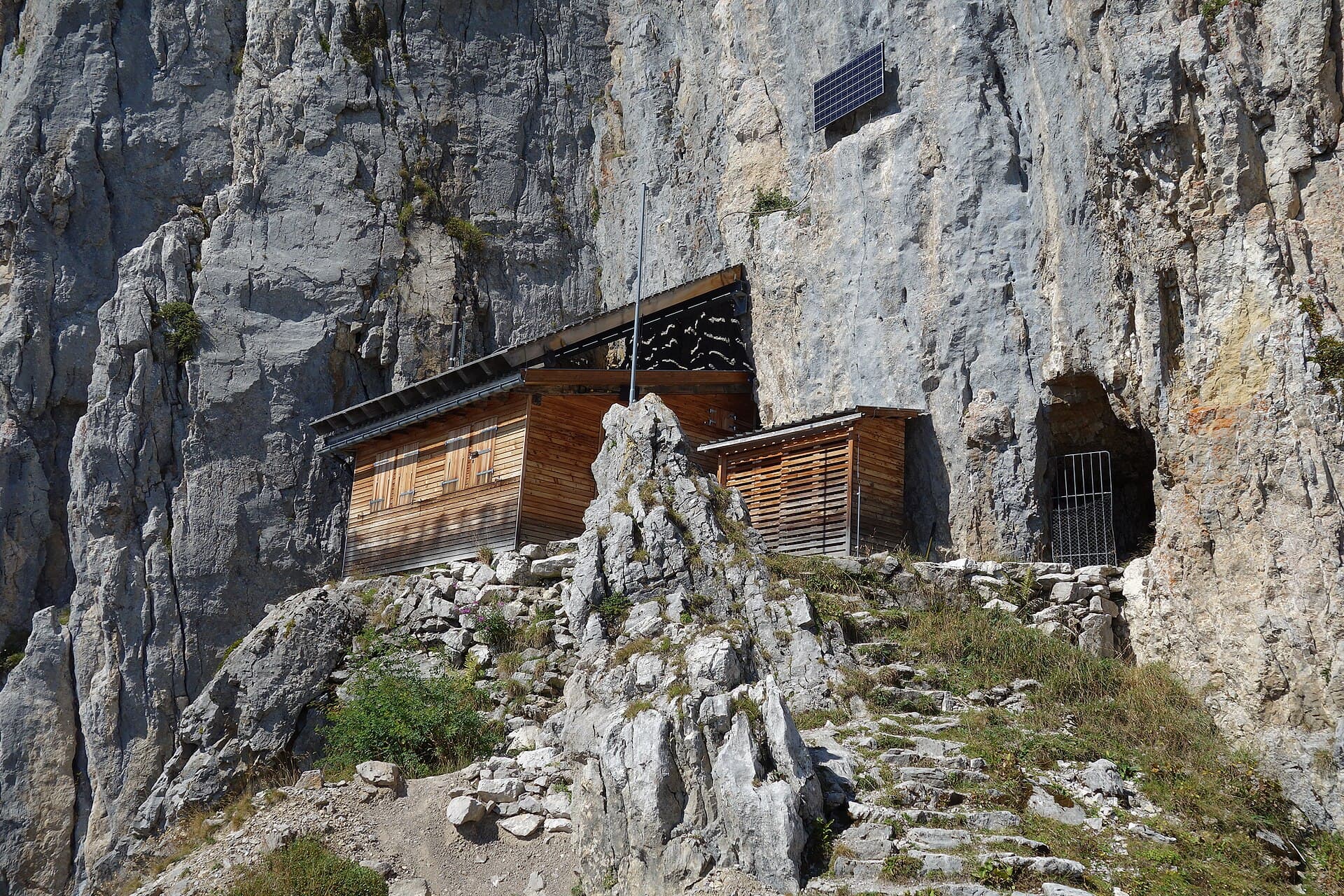 Heftihütte (via Wikimedia Commons, CC BY-SA 4.0)