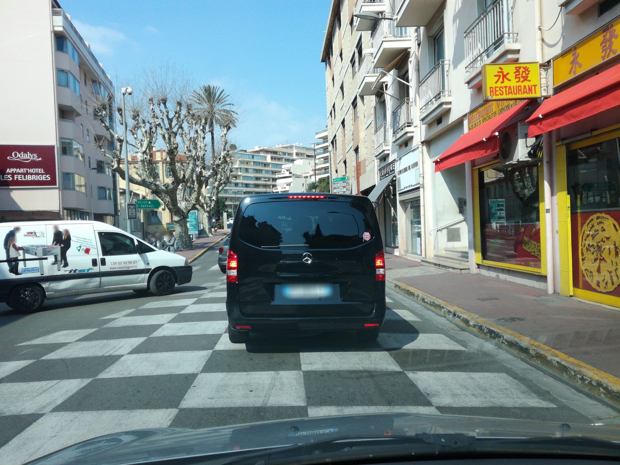 Street view near Love Suite and Spa, Cannes — © baptistemm (CC BY-SA · Mapillary)