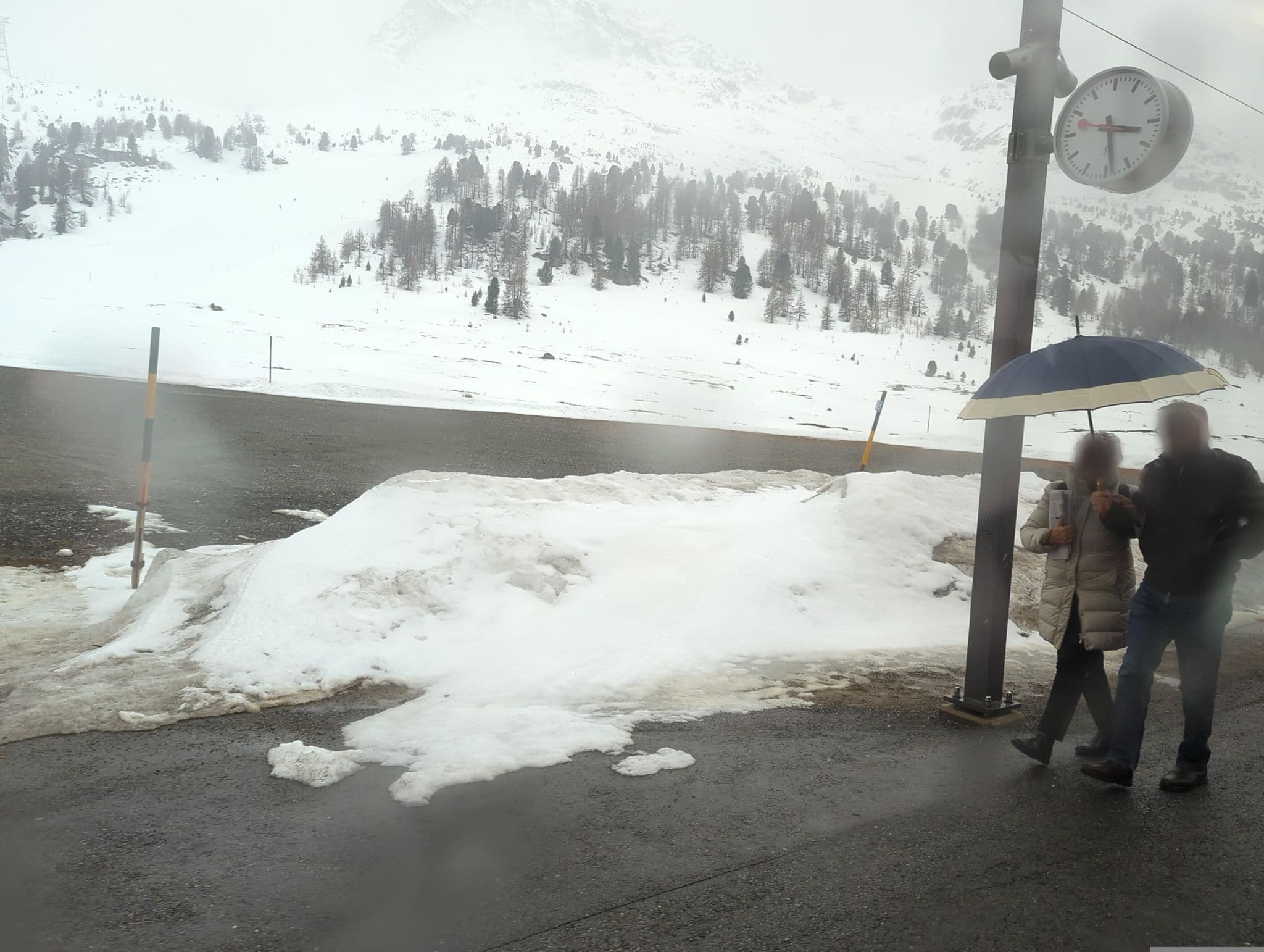 Street view near Stellplatz Diavolezza, Pontresina — © oeschinen (CC BY-SA · Mapillary)