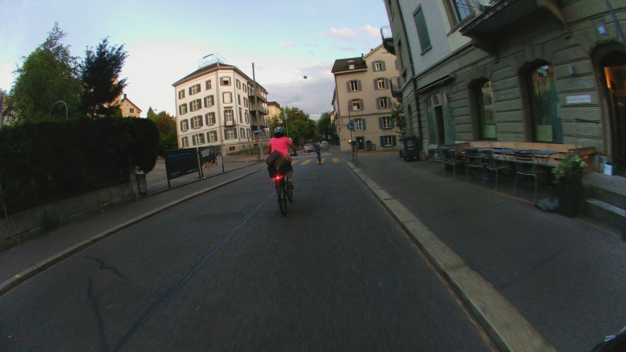 Street view near Plattenhof, Zürich (Kreis 1) / Rathaus — © beat (CC BY-SA · Mapillary)