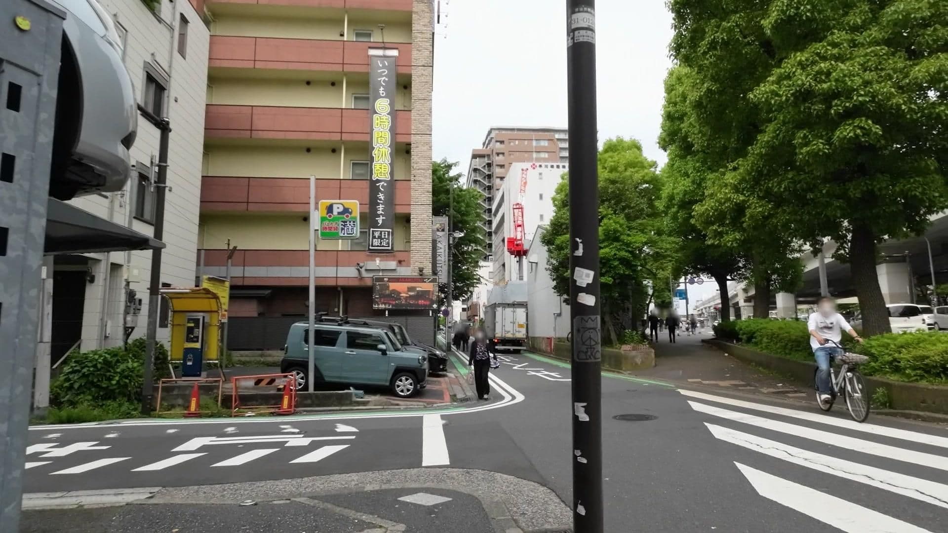 Street view near HOTEL AKAIKUTSU, Yokohama — © drivephotograph (CC BY-SA · Mapillary)