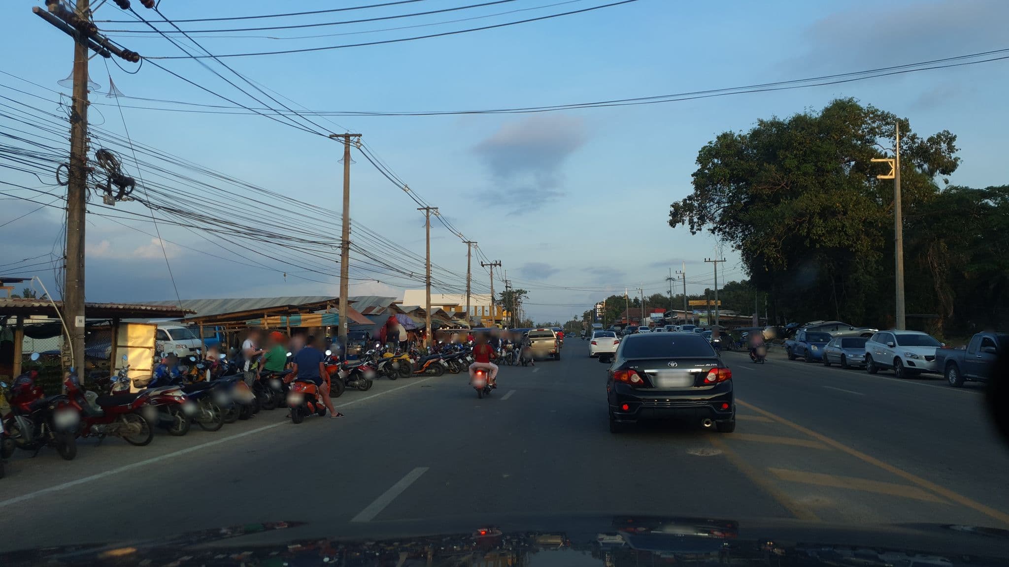 Street view near Phuvara Boutique Aonang Krabi - ภูวรา บูทีค อ่าวนาง กระบี่, Ban Ao Nang