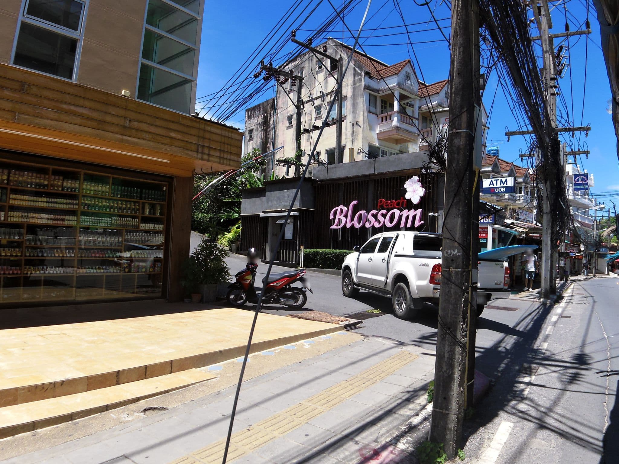 Street view near KK Karon Kata Boutique Hotel, Ban Kata