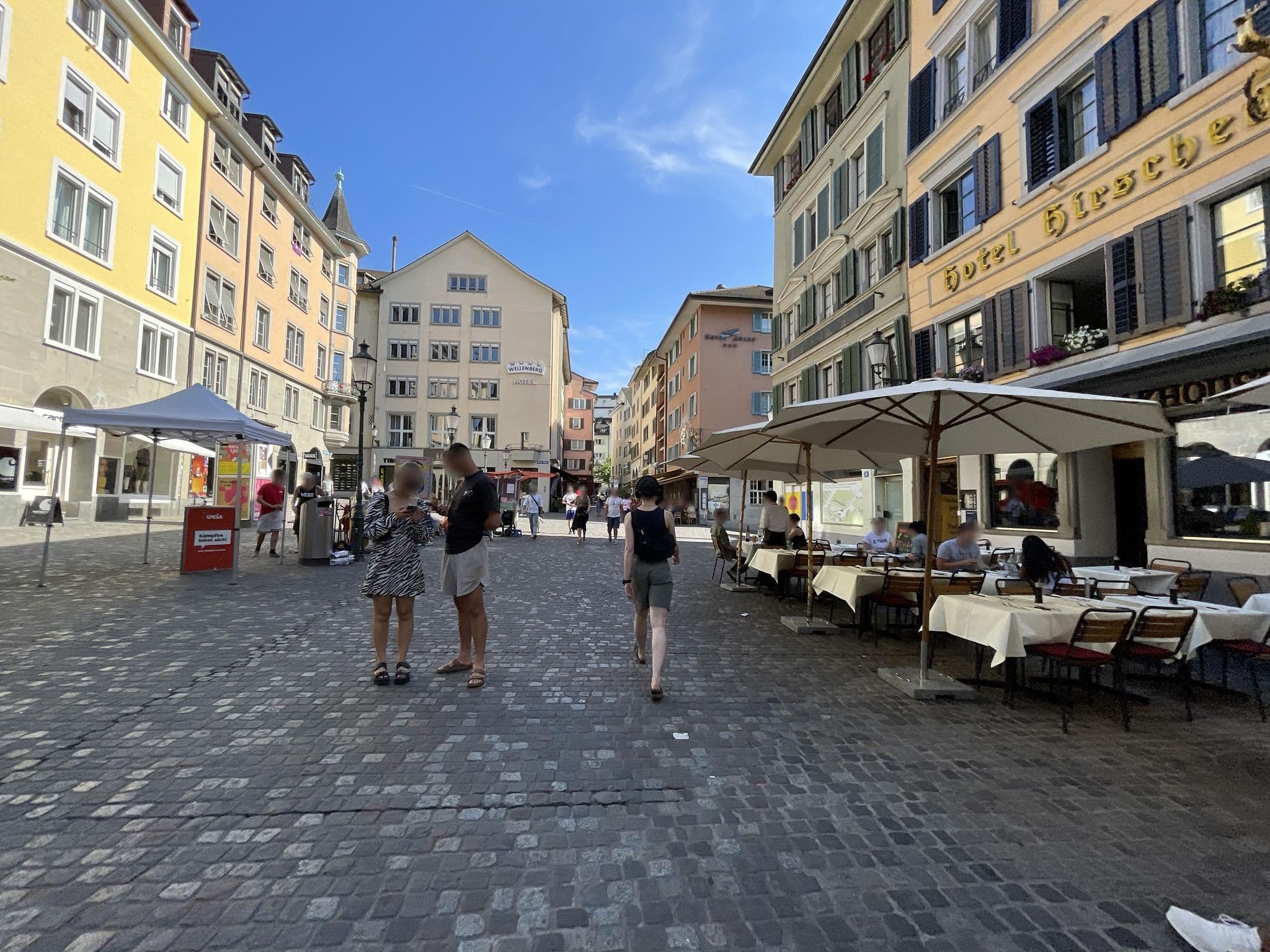 Street view near SPLENDID, Zürich (Kreis 1) / Rathaus — © filipb (CC BY-SA · Mapillary)