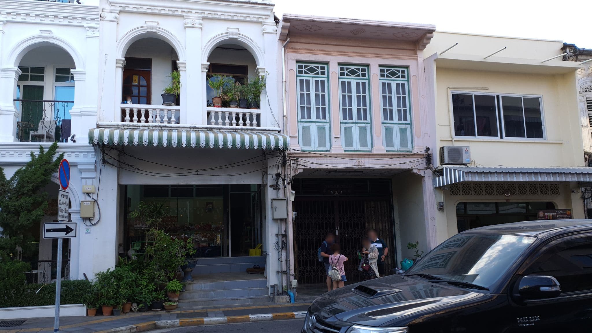 Street view near Siam Hotel, Ban Talat Nua — © jrcarlsen (CC BY-SA · Mapillary)