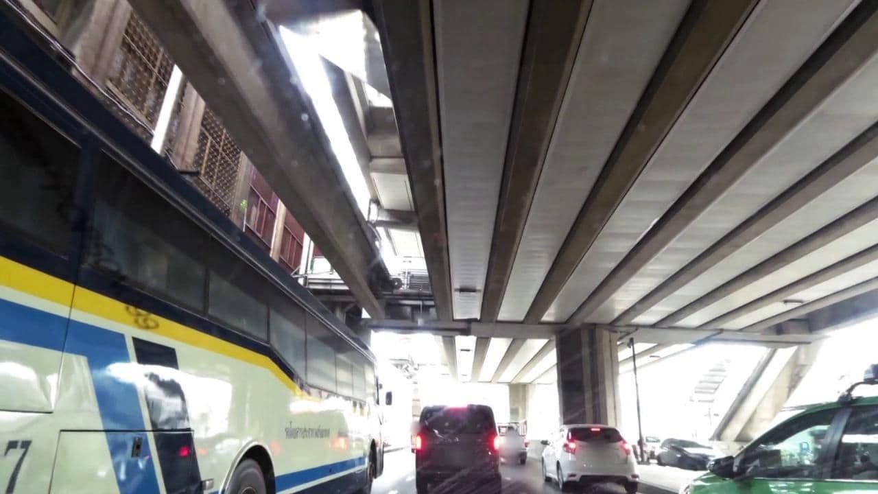 Street view near Heyha Hotel, Phra Khanong — © toffy (CC BY-SA · Mapillary)