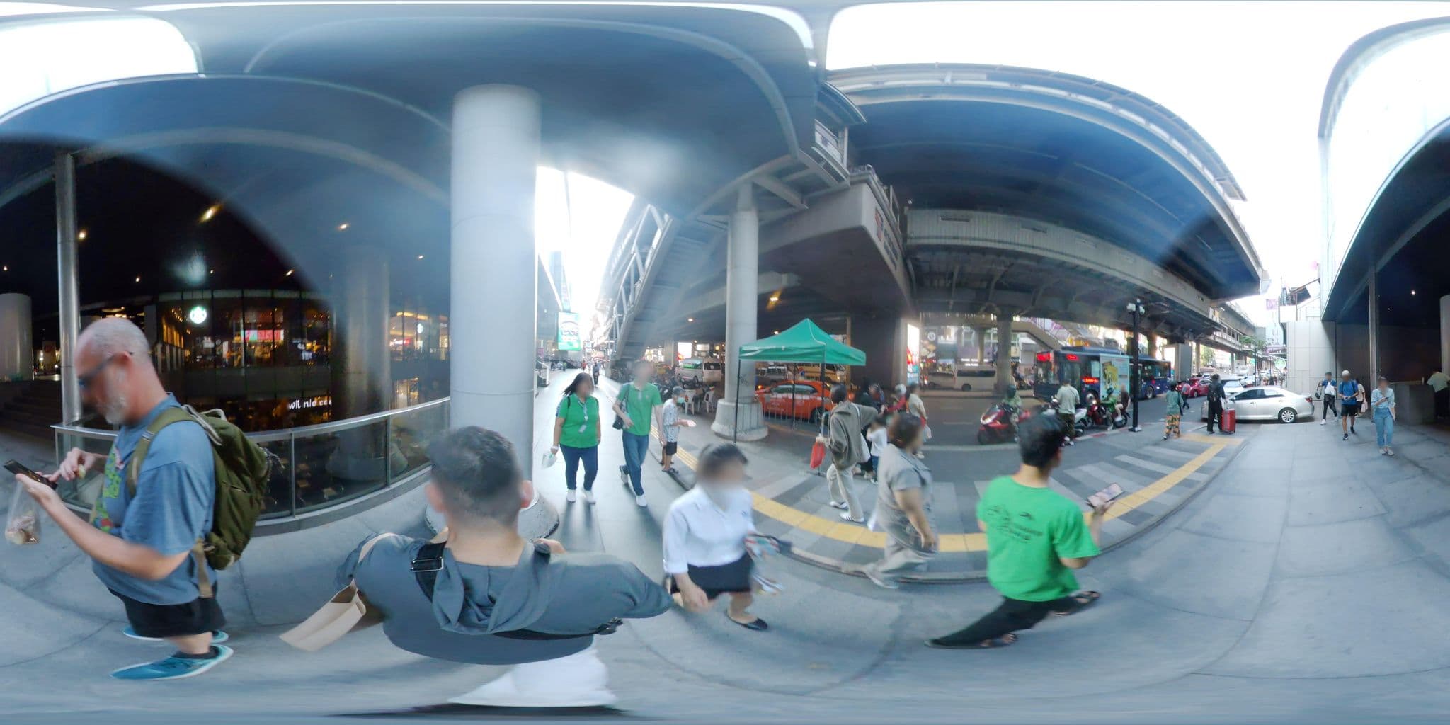 Street view near BnB98 Silom Hotel, Bang Rak — © mapconcierge (CC BY-SA · Mapillary)
