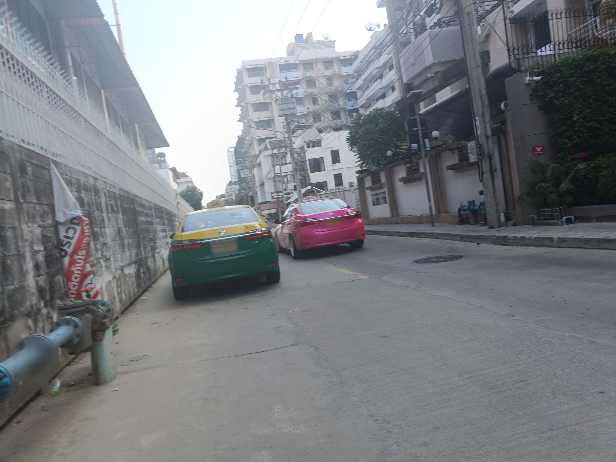 Street view near Short-Term Rental Allowed - 7D Downtown Bkk Serviced Apartment, Makkasan