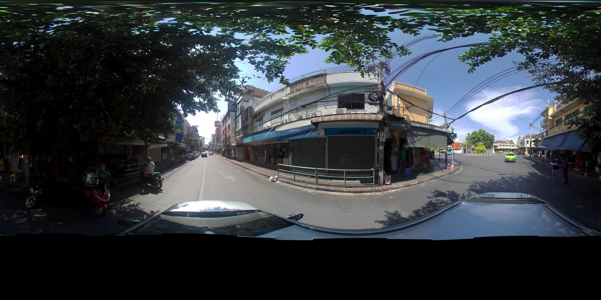 Street view near Khaosan Social Capsule Hostel, Phra Nakhon — © P05466 (CC BY-SA · Mapillary)