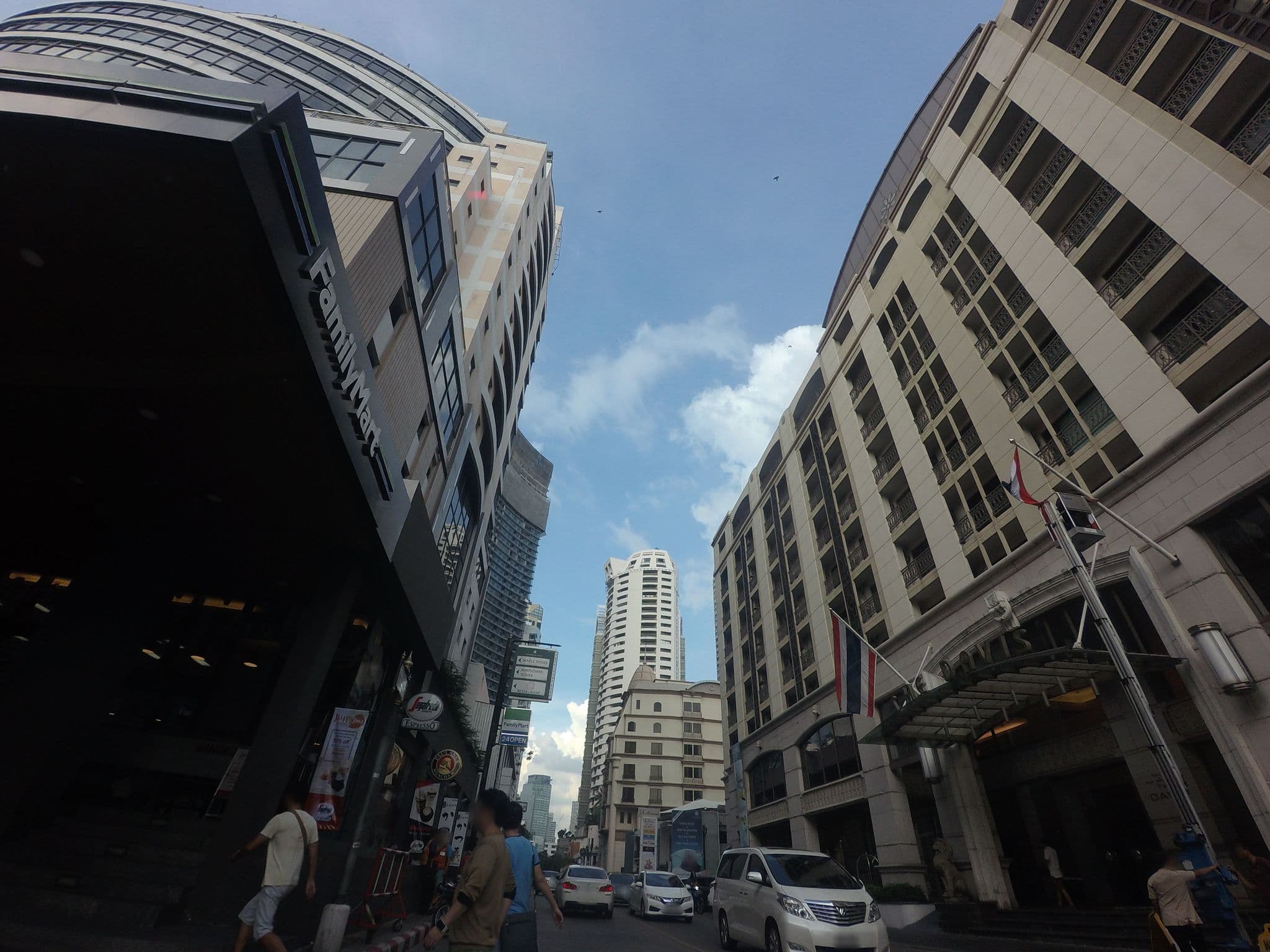 Street view near Valia Bangkok Sukhumvit 24 by Kingston Hotels, Khlong Toei — © mishari (CC BY-SA · Mapillary)