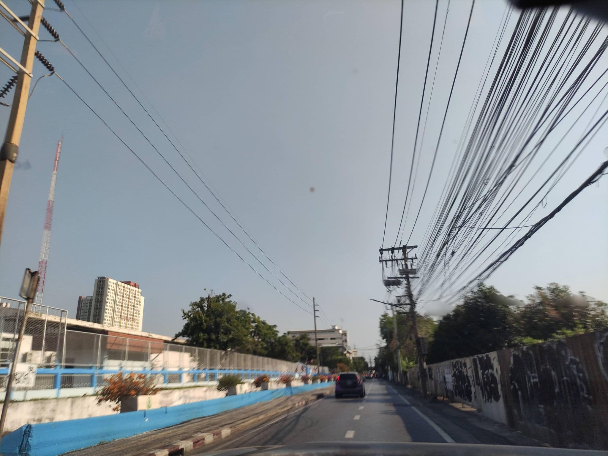 Street view near @home40 Residence, Khlong Toei — © kasetitkml_pipitchai (CC BY-SA · Mapillary)