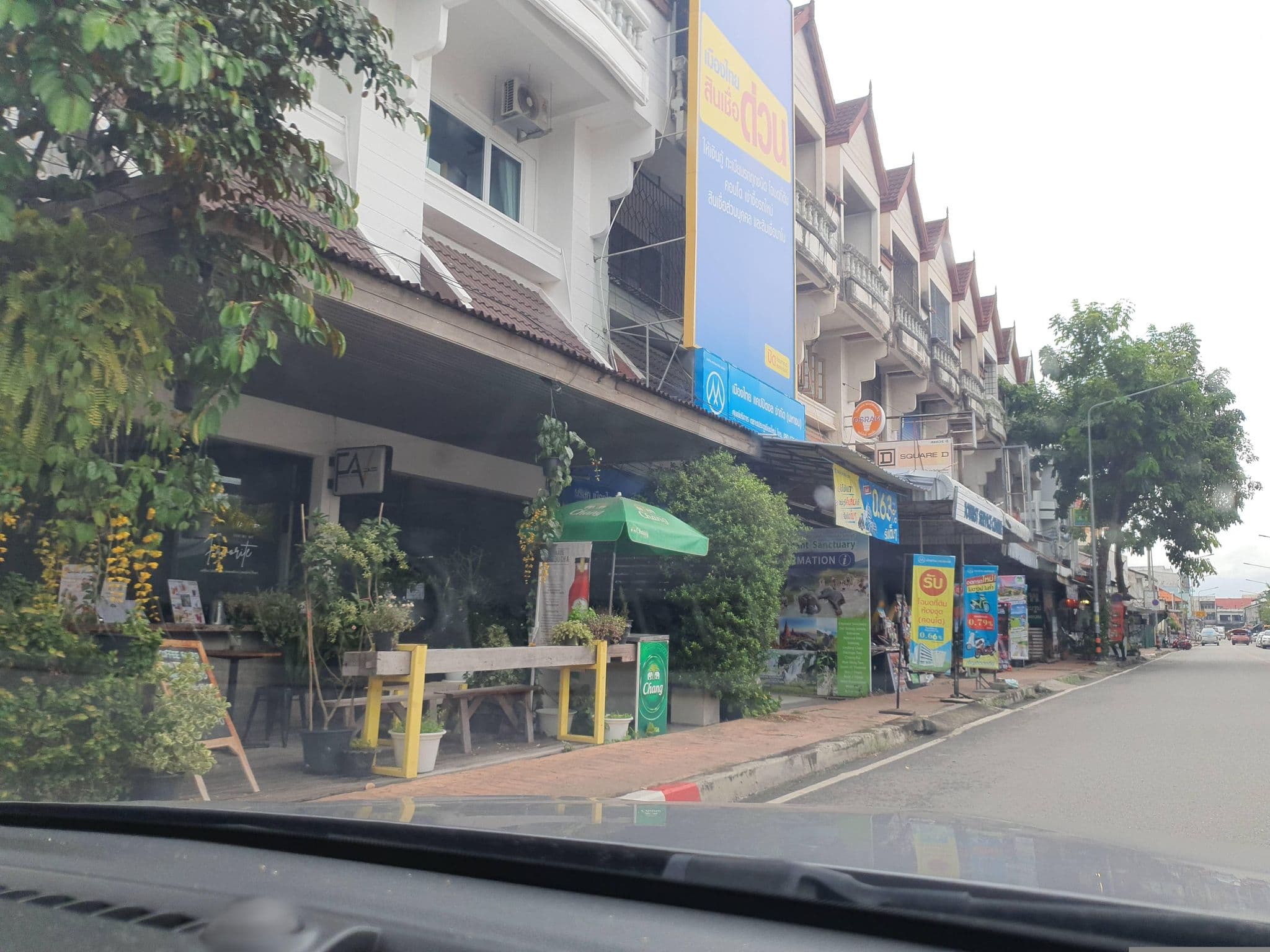 Street view near Fav Inn Town Hotel, Chiang Mai