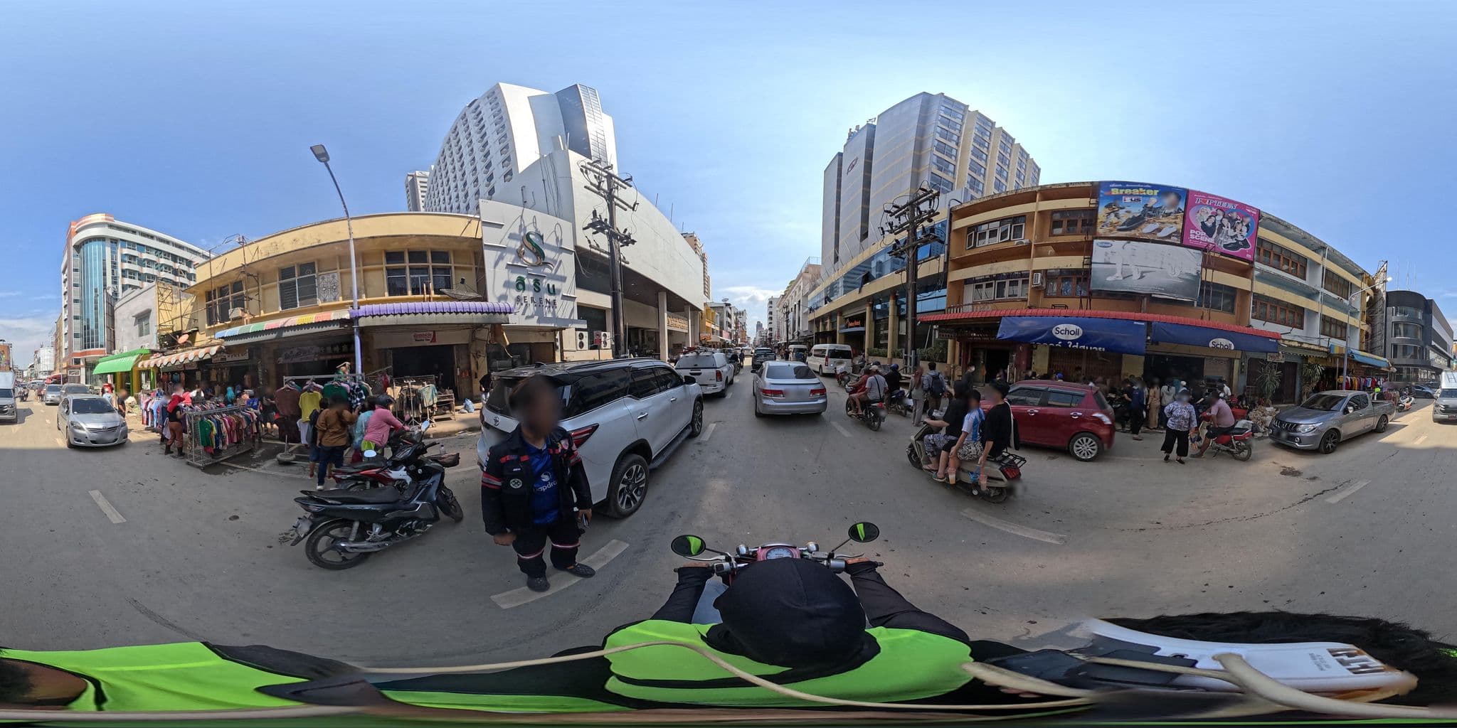 Street view near Asian Hotel Hatyai, Hat Yai