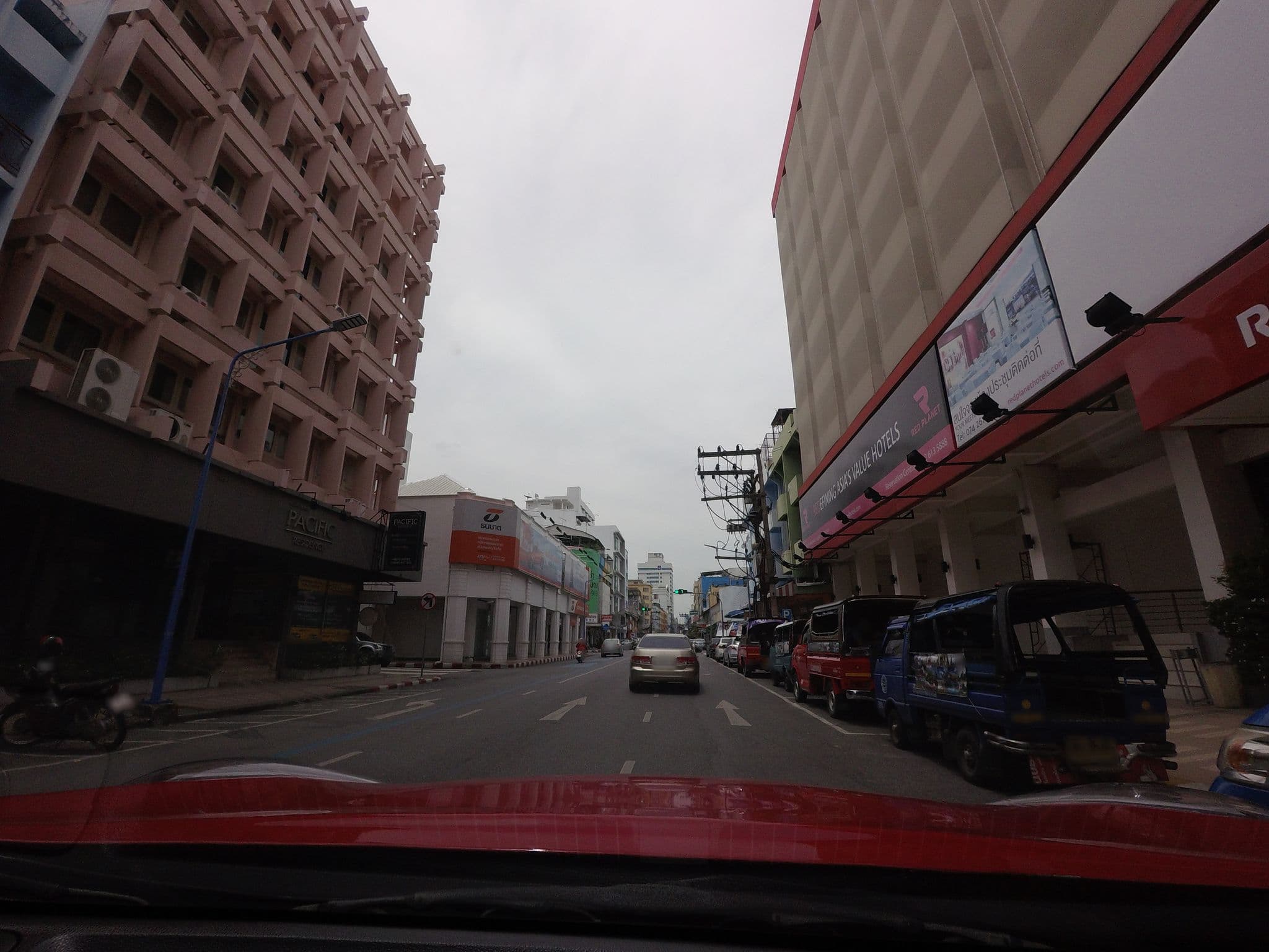 Street view near Easy Planet Hat Yai, Hat Yai