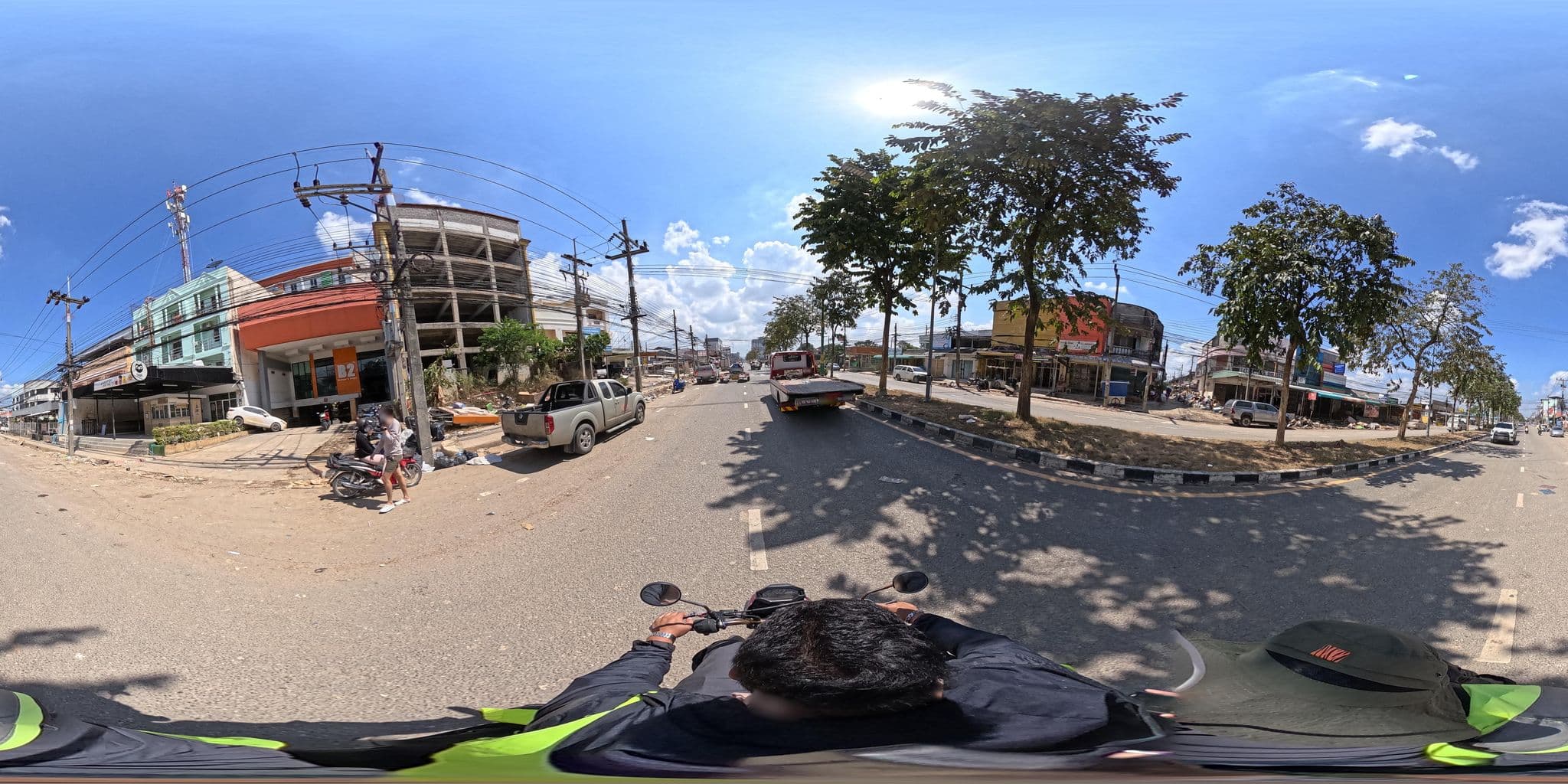Street view near B2 Hat Yai Rat Uthit Boutique and Budget Hotel, Hat Yai