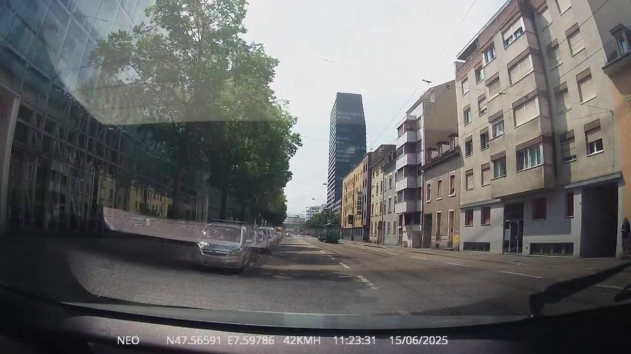 Street view near easyHotel, Basel — © TechniPorter (CC BY-SA · Mapillary)