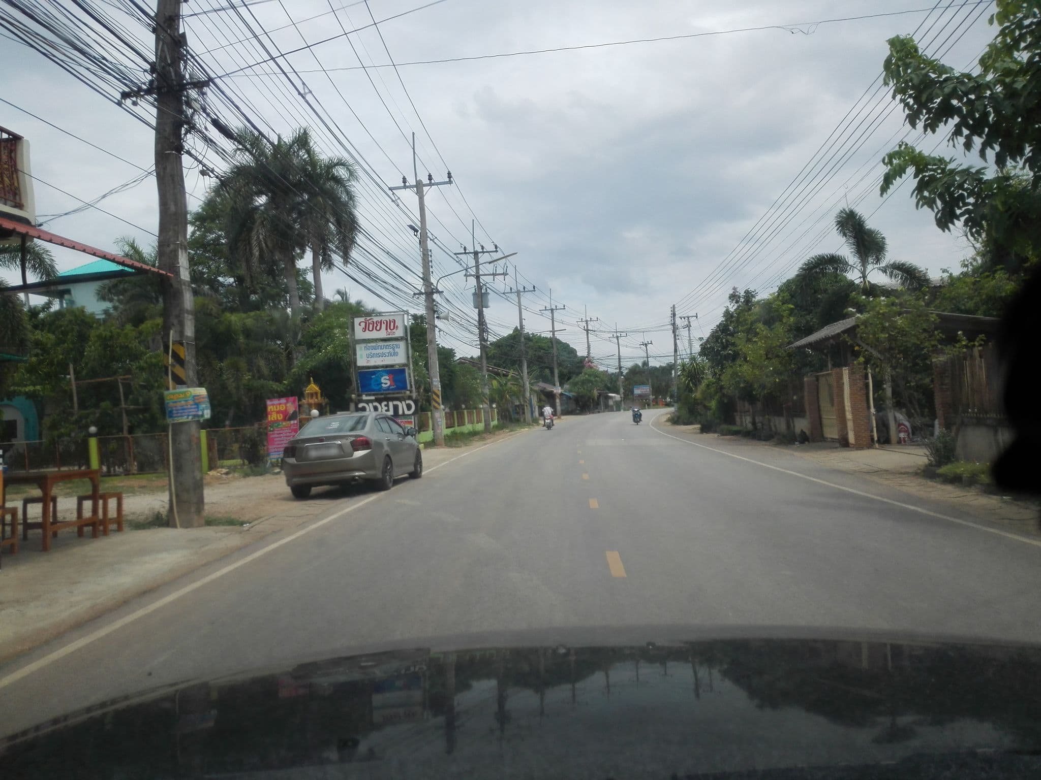 Street view near NIDA Rooms Mai Thai Nakhonchum 31, Kamphaeng Phet — © kaanpakpum (CC BY-SA · Mapillary)
