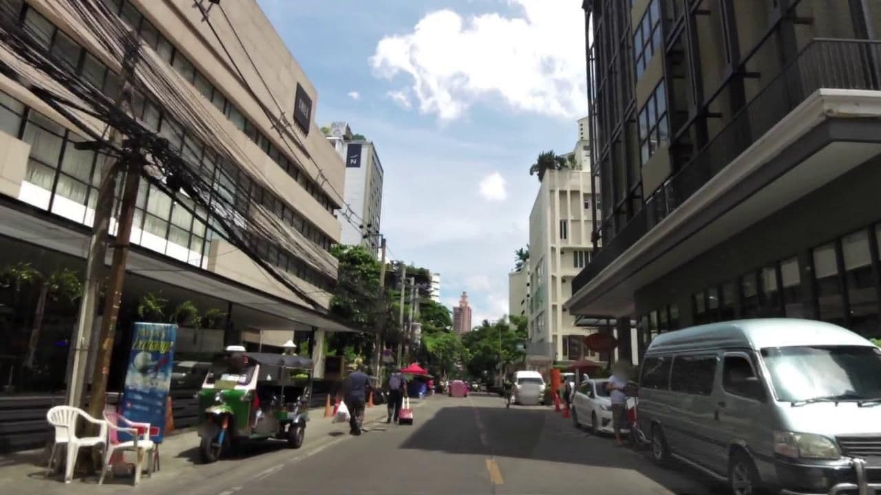 Street view near THEE Bangkok by TH District, Watthana