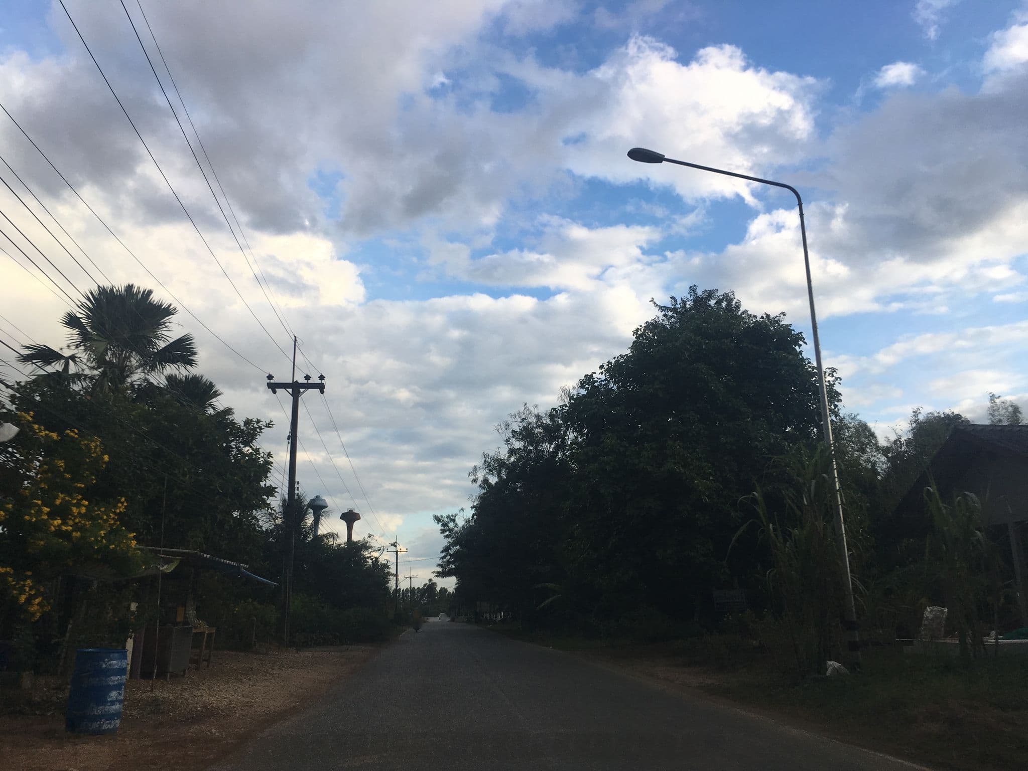 Street view near PK HOME แยกคลองแพน, Klaeng — © nawiya (CC BY-SA · Mapillary)