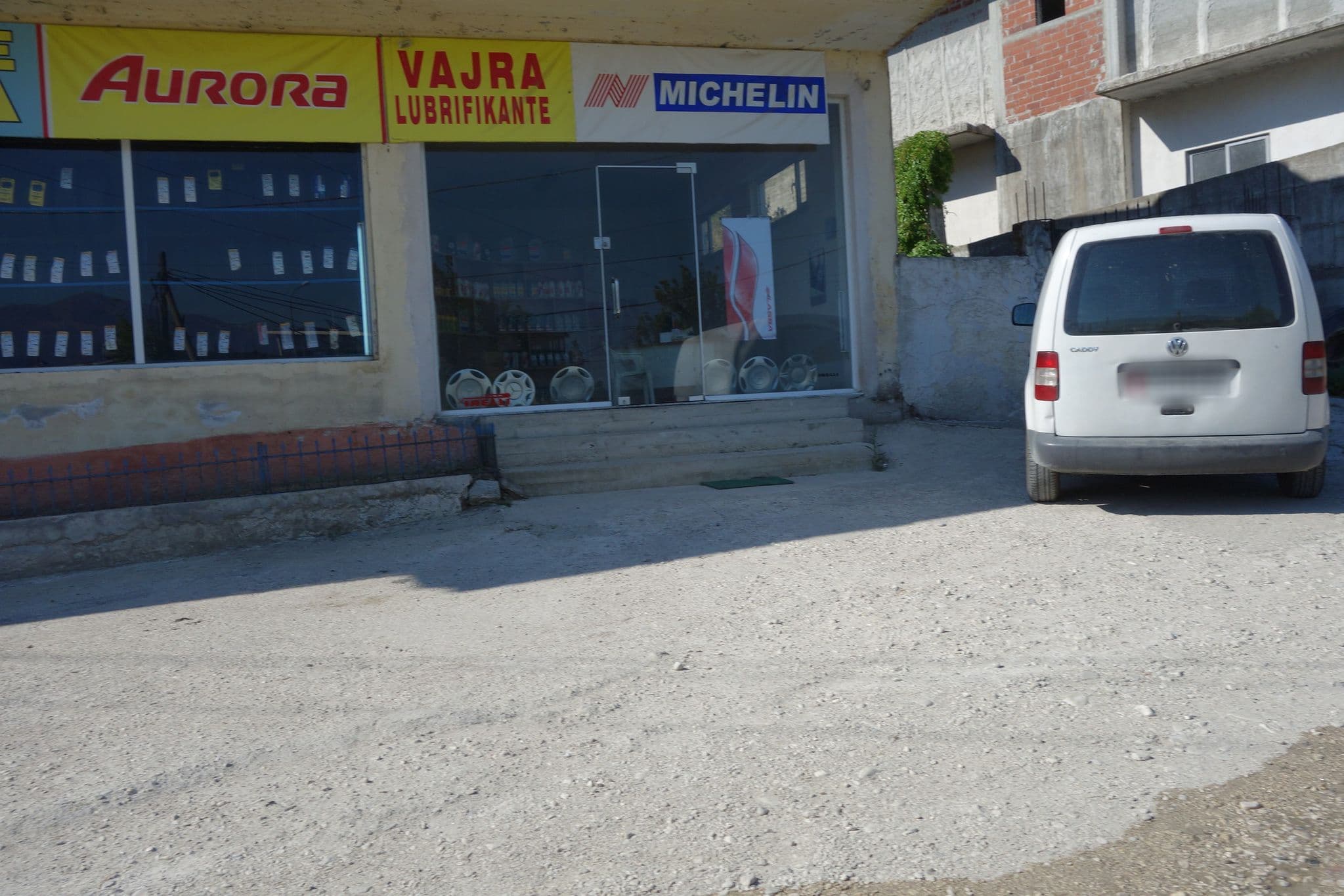 Street view near Megas, Gjirokastër — © malenki (CC BY-SA · Mapillary)