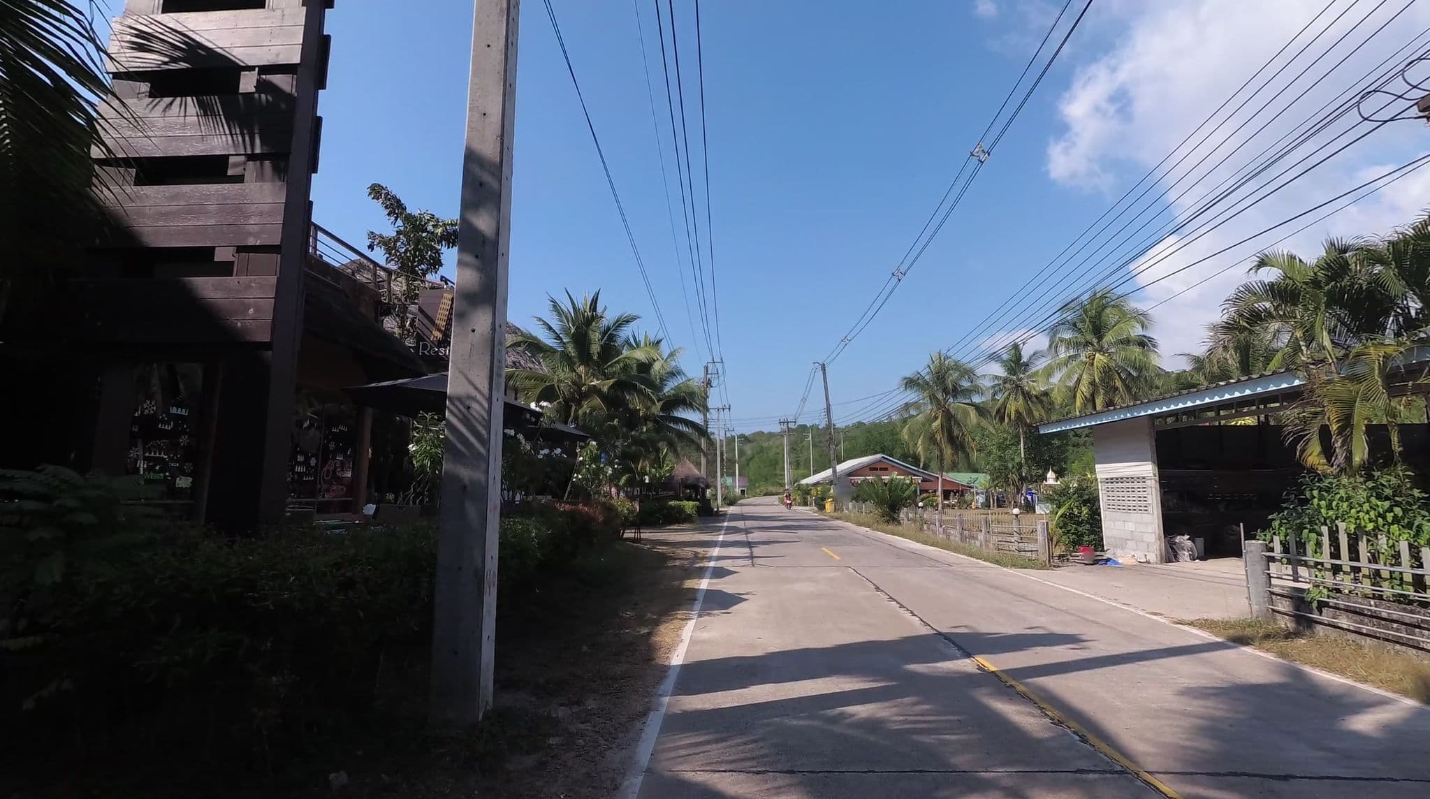 Street view near High Season, Ko Kood