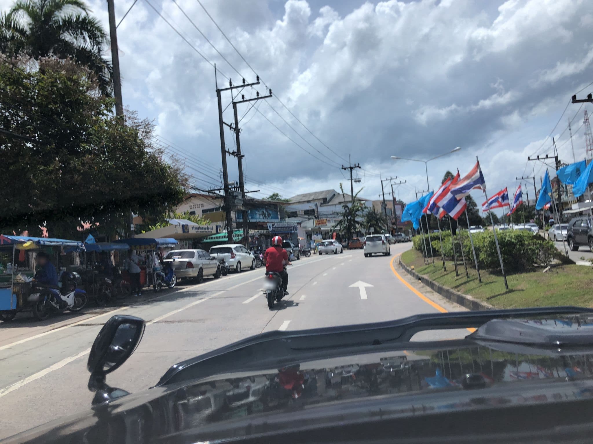 Street view near THE SEENS HOTEL, Krabi