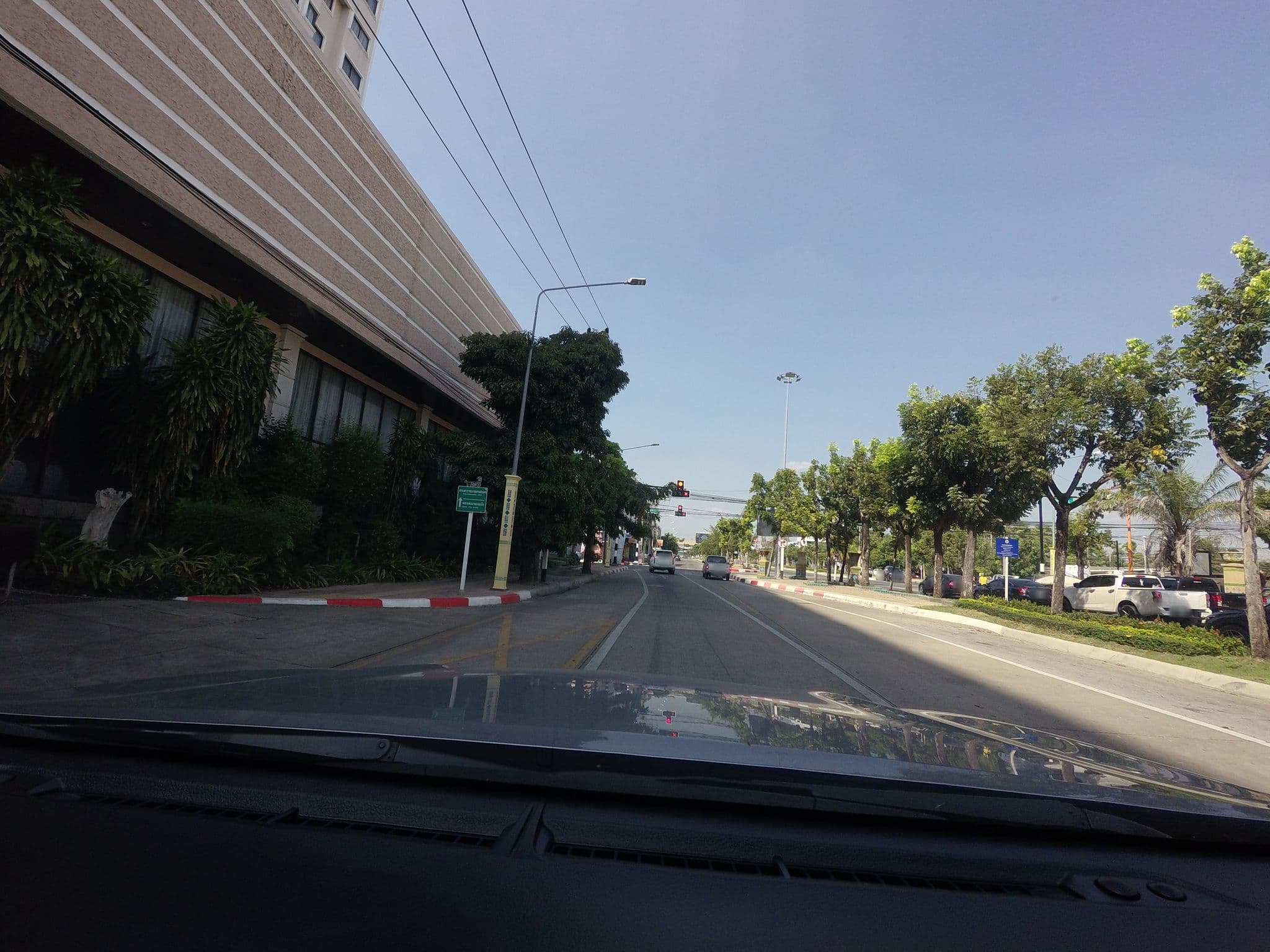 Street view near Lampang Wieangthong, Lampang — © mishari (CC BY-SA · Mapillary)