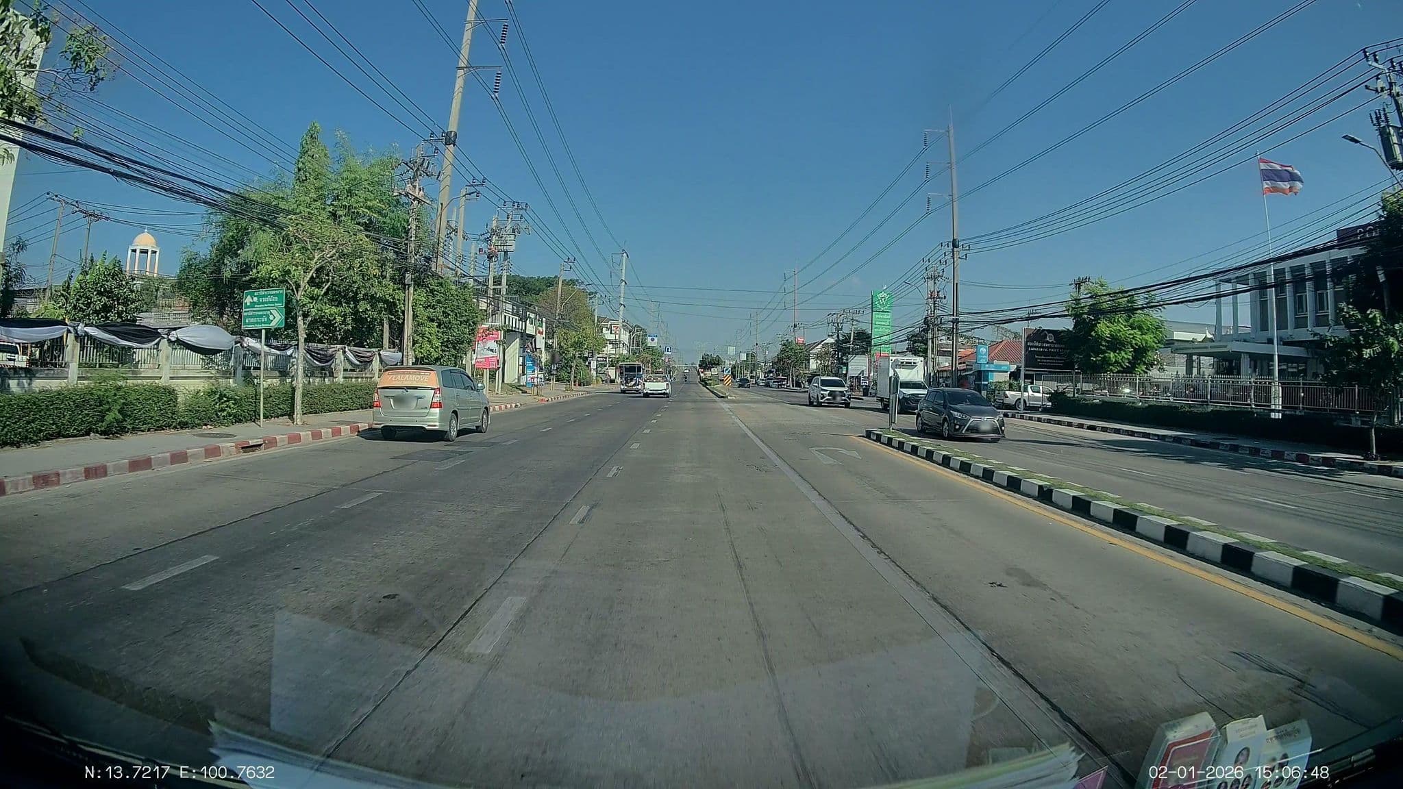 Street view near Royal Paradise Bangkok, Latkrabang — © ThailandCambodia (CC BY-SA · Mapillary)