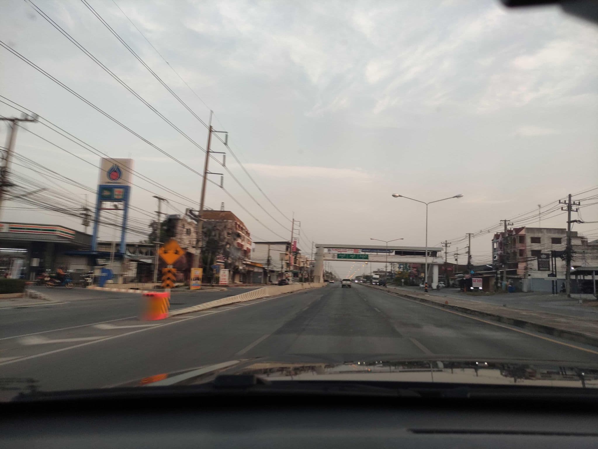 Street view near Phectlada Pavilion & Resort, Lop Buri — © kasetitkml_pipitchai (CC BY-SA · Mapillary)