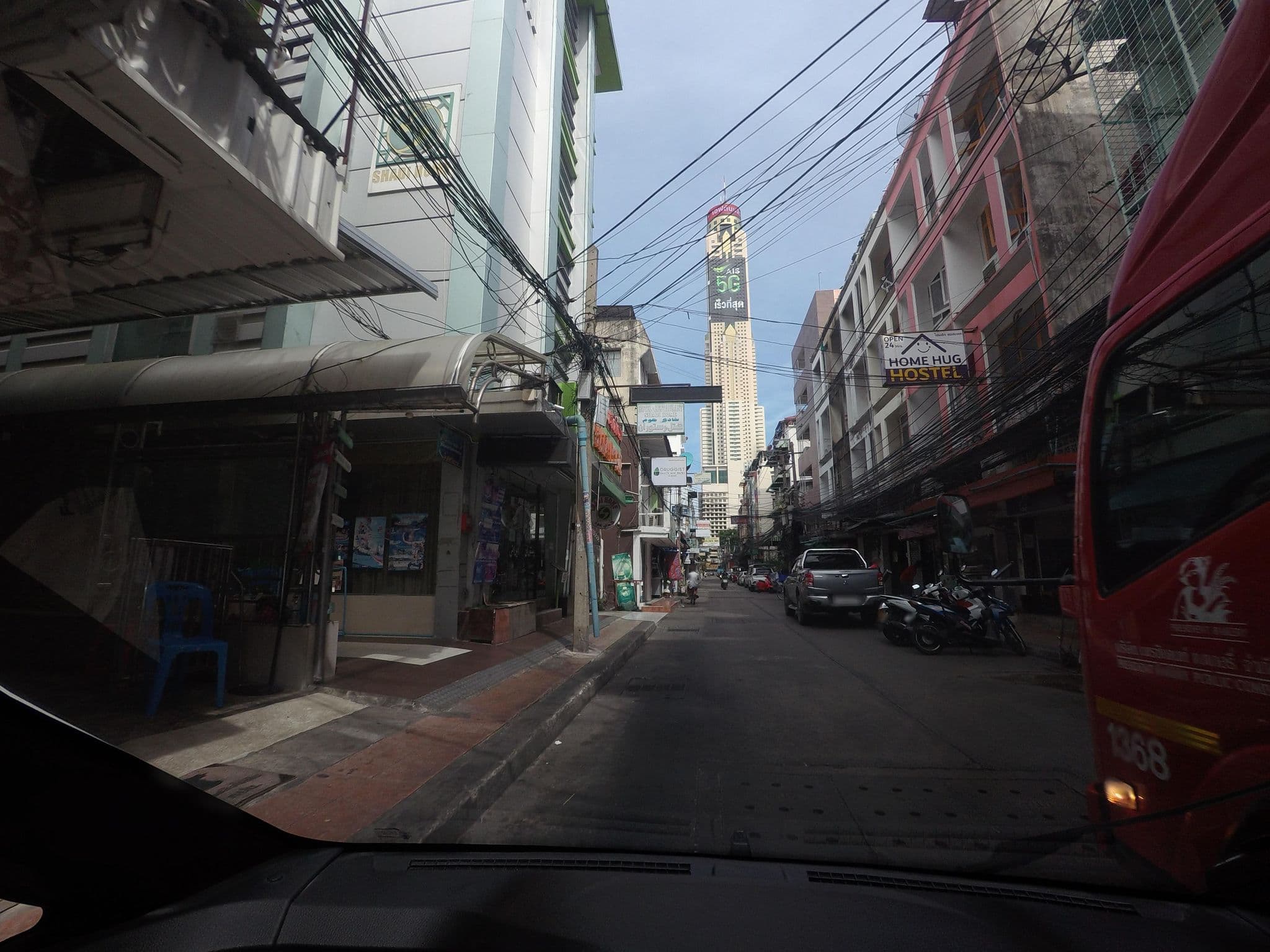 Street view near Visiting Card Hotel & Resort, Makkasan
