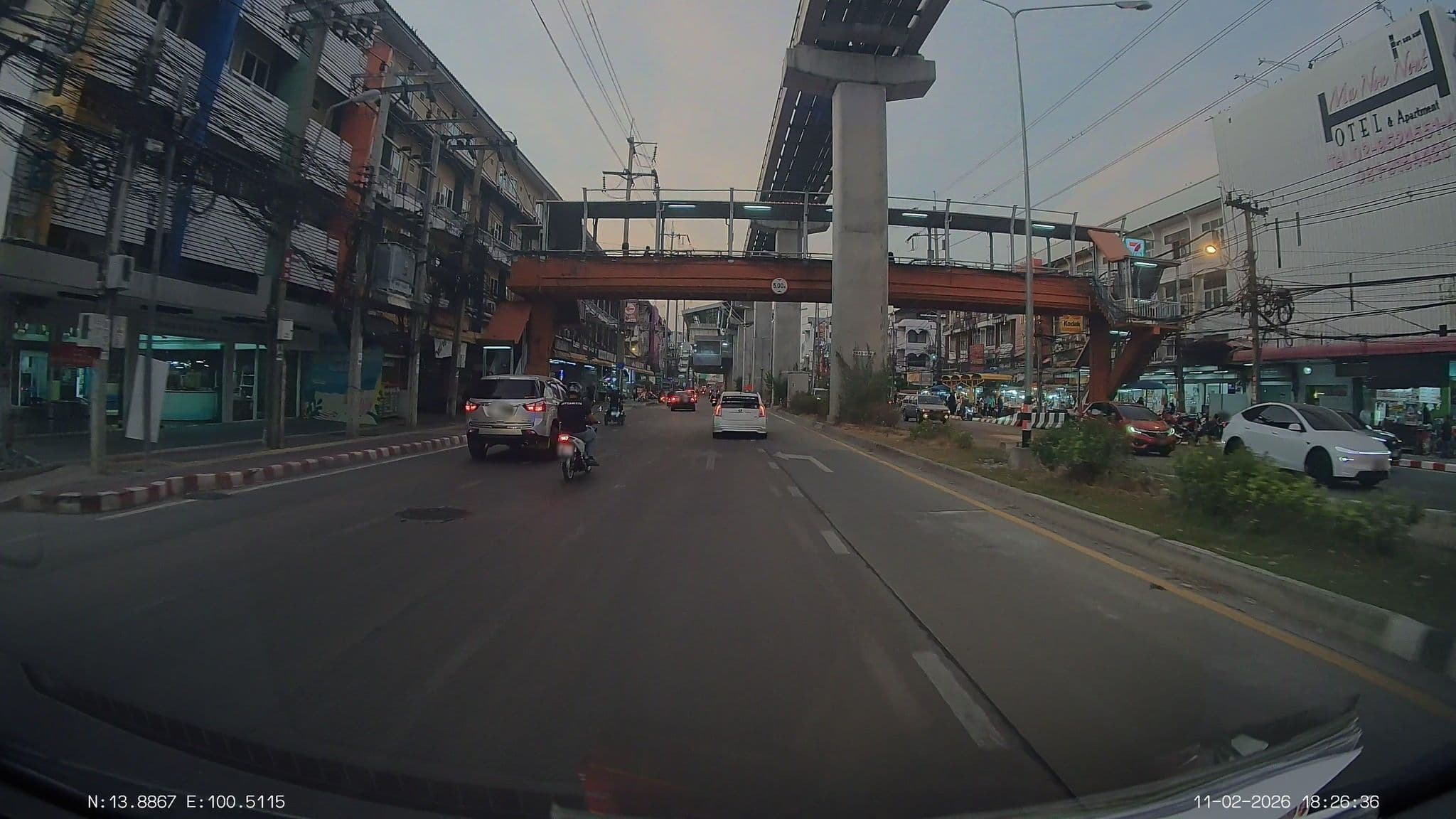 Street view near Bed By Cruise, Mueang Nonthaburi — © ThailandCambodia (CC BY-SA · Mapillary)