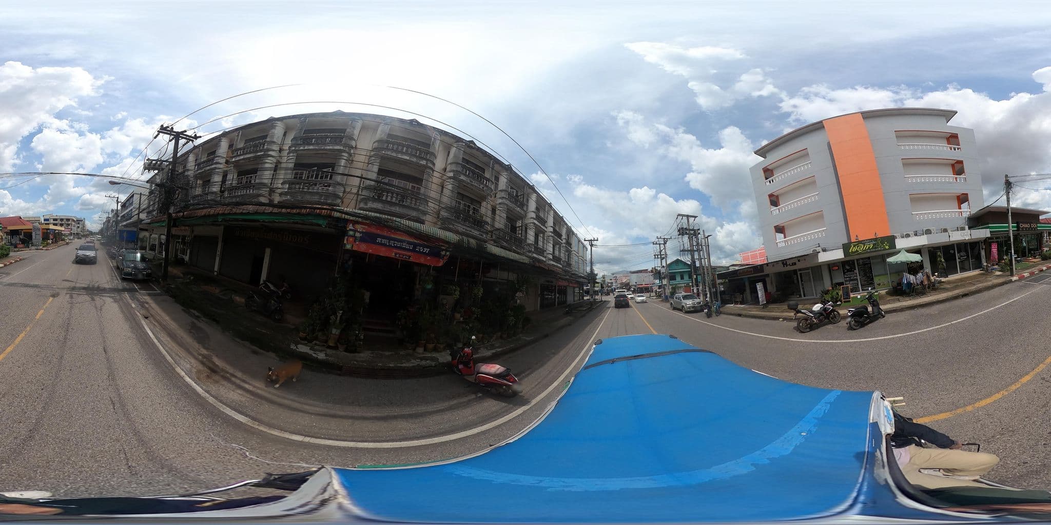 Street view near Si Thep Hotel, Nakhon Phanom — © SoT (CC BY-SA · Mapillary)