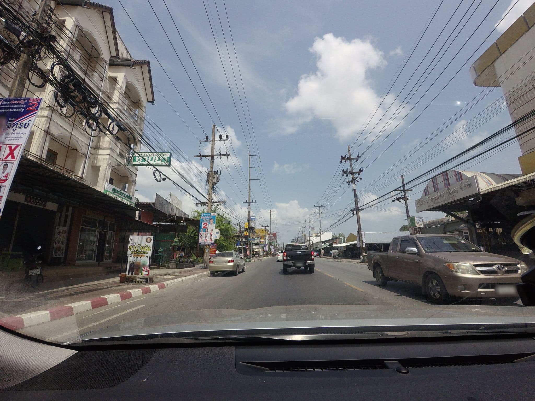 Street view near WAWA HOTEL, Nakhon Si Thammarat — © mishari (CC BY-SA · Mapillary)
