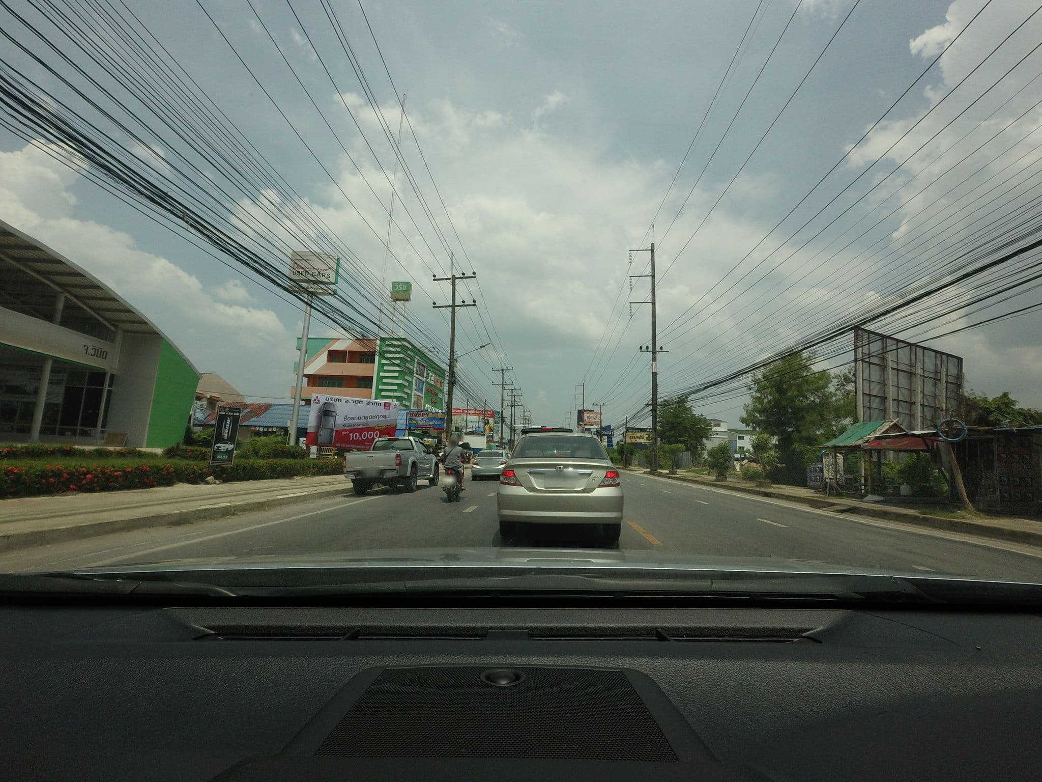 Street view near Bunprasop Garden Hotel, Nakhon Si Thammarat — © mishari (CC BY-SA · Mapillary)