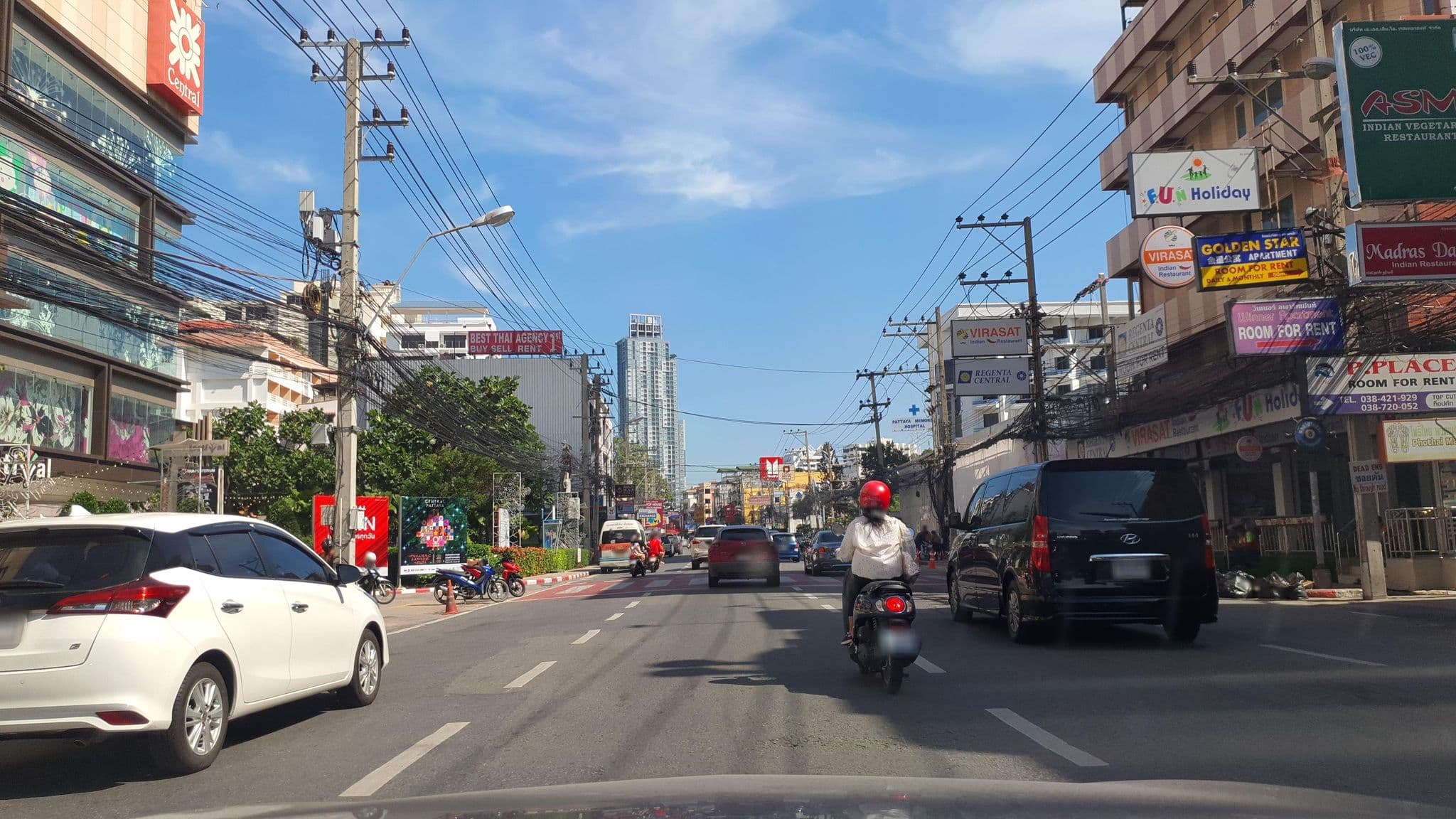 Street view near Regenta Central Pattaya, Pattaya