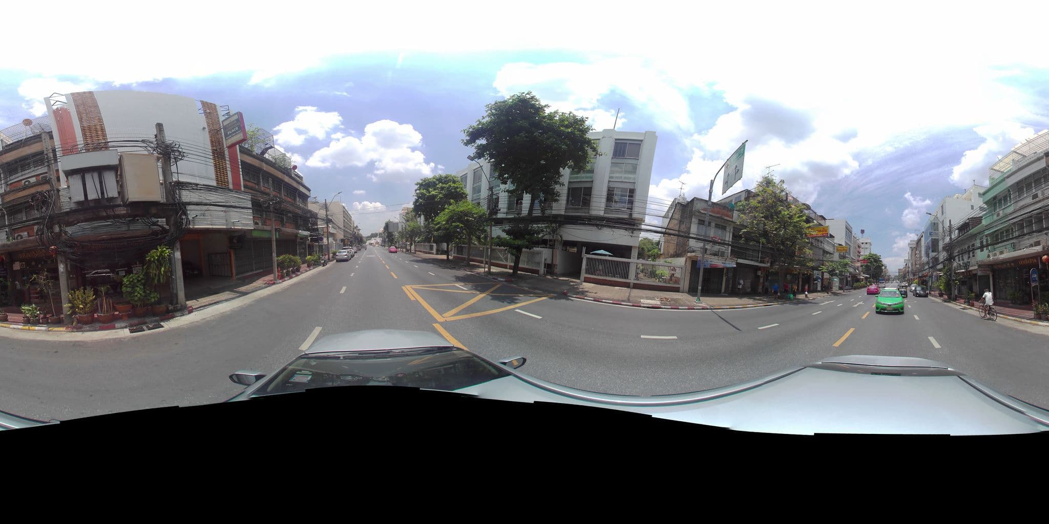 Street view near Bang Lamphu Place Hotel, Phra Nakhon — © P05466 (CC BY-SA · Mapillary)