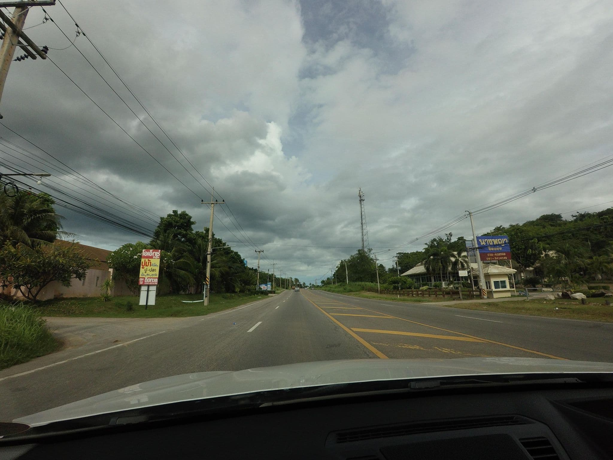 Street view near Nangpaya Resort, Pran Buri — © mishari (CC BY-SA · Mapillary)