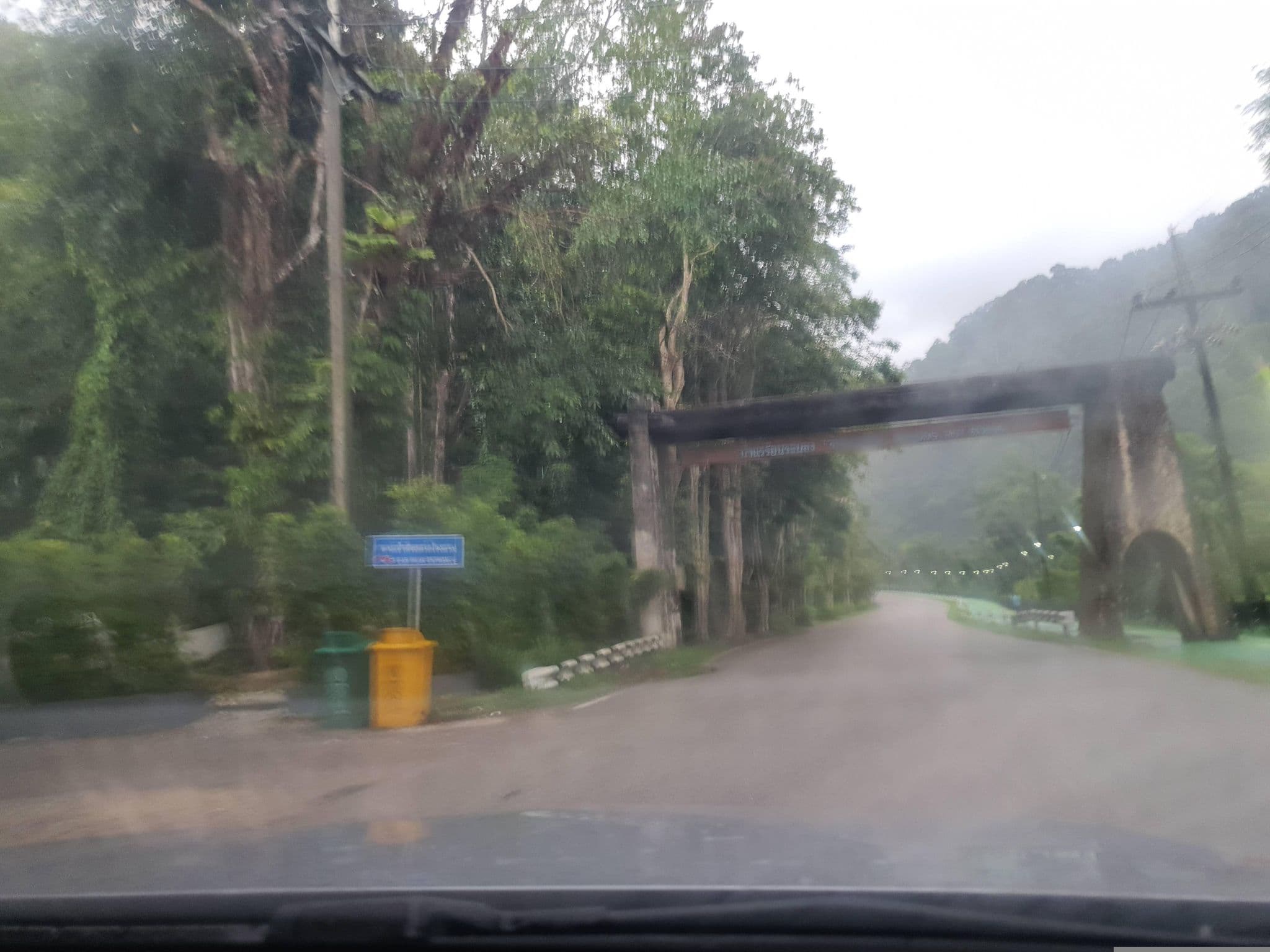 Street view near Karnyapha Hot Spring, Ranong