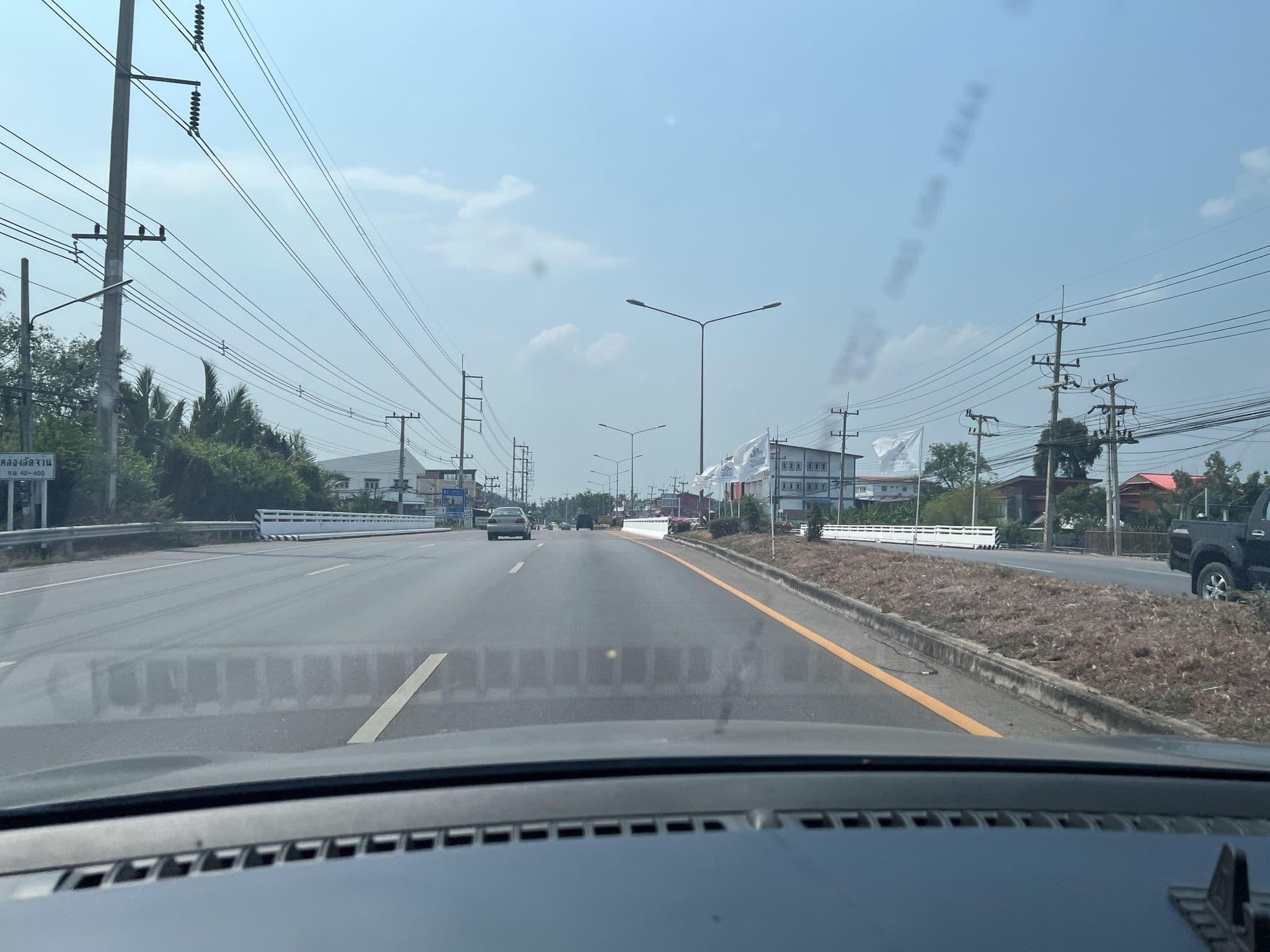 Street view near The Buffalo Amphawa, Samut Songkhram — © lin_wang (CC BY-SA · Mapillary)