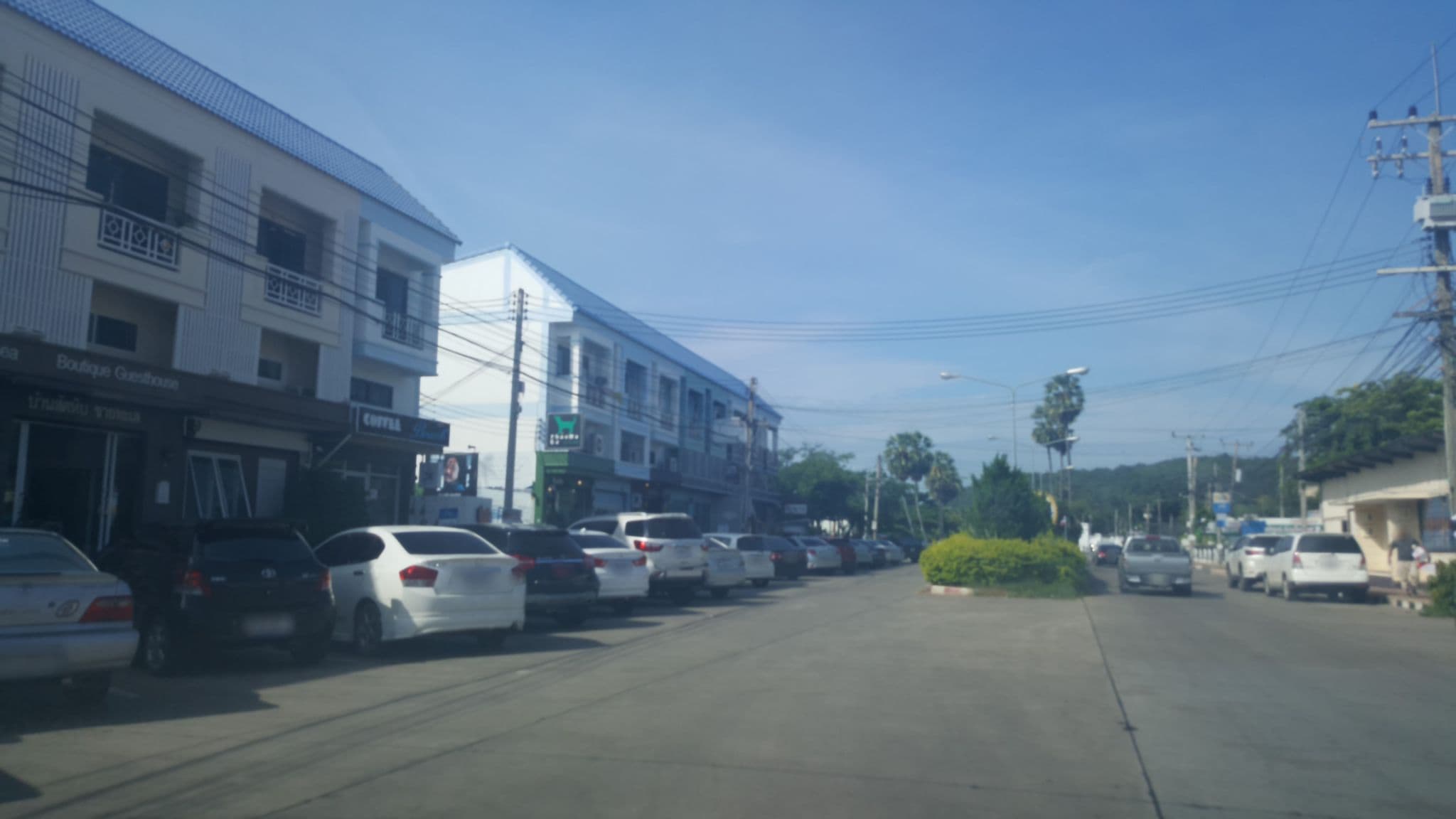 Street view near Baan Sattahip by the sea, Sattahip — © poramet (CC BY-SA · Mapillary)