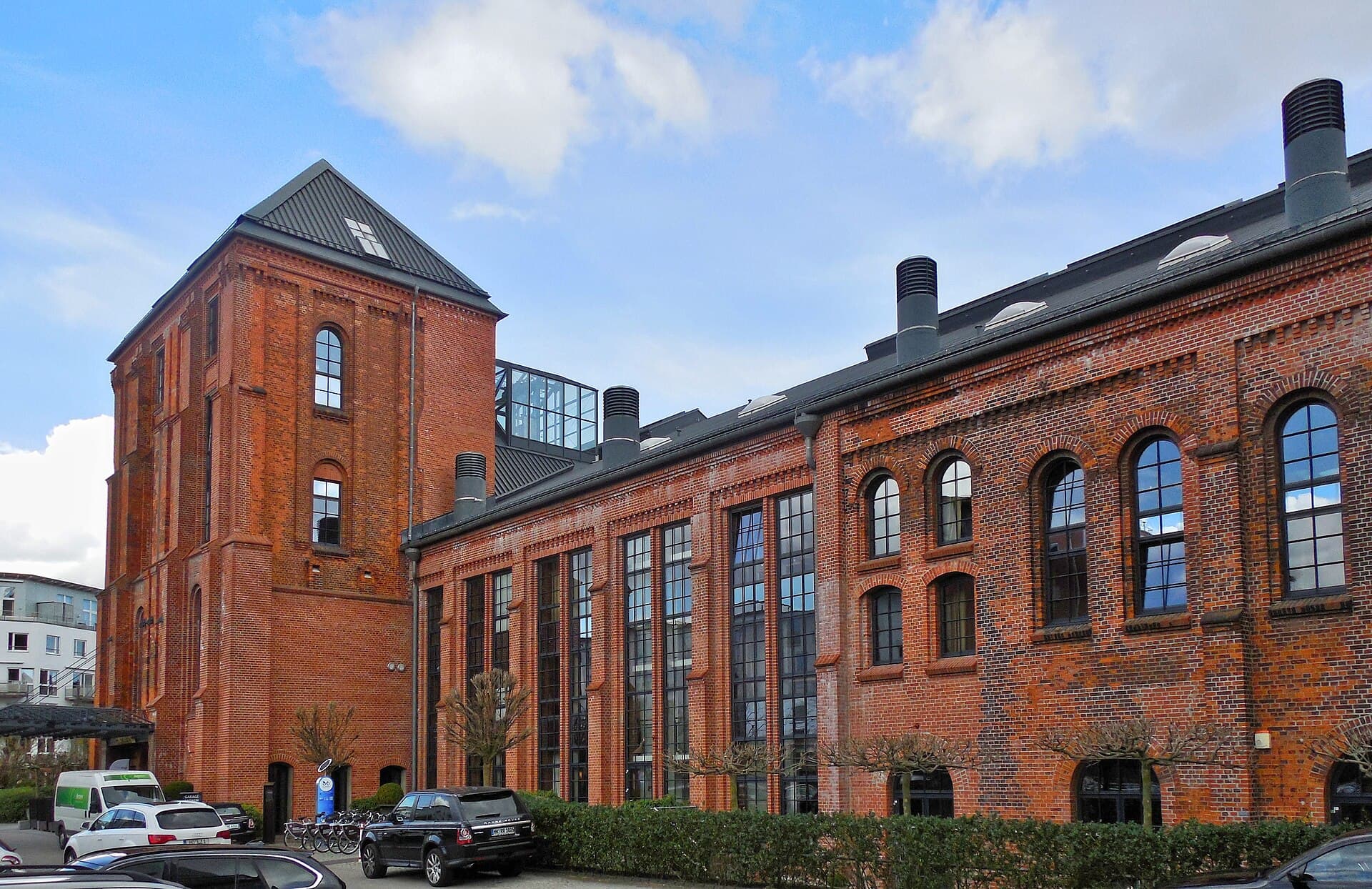 Gastwerk Hotel Hamburg (via Wikimedia Commons, CC BY 3.0)