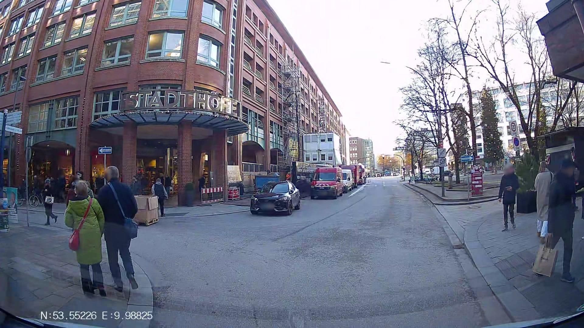 Street view near Renaissance Hamburg Hotel, Neustadt — © Hightower- (CC BY-SA · Mapillary)