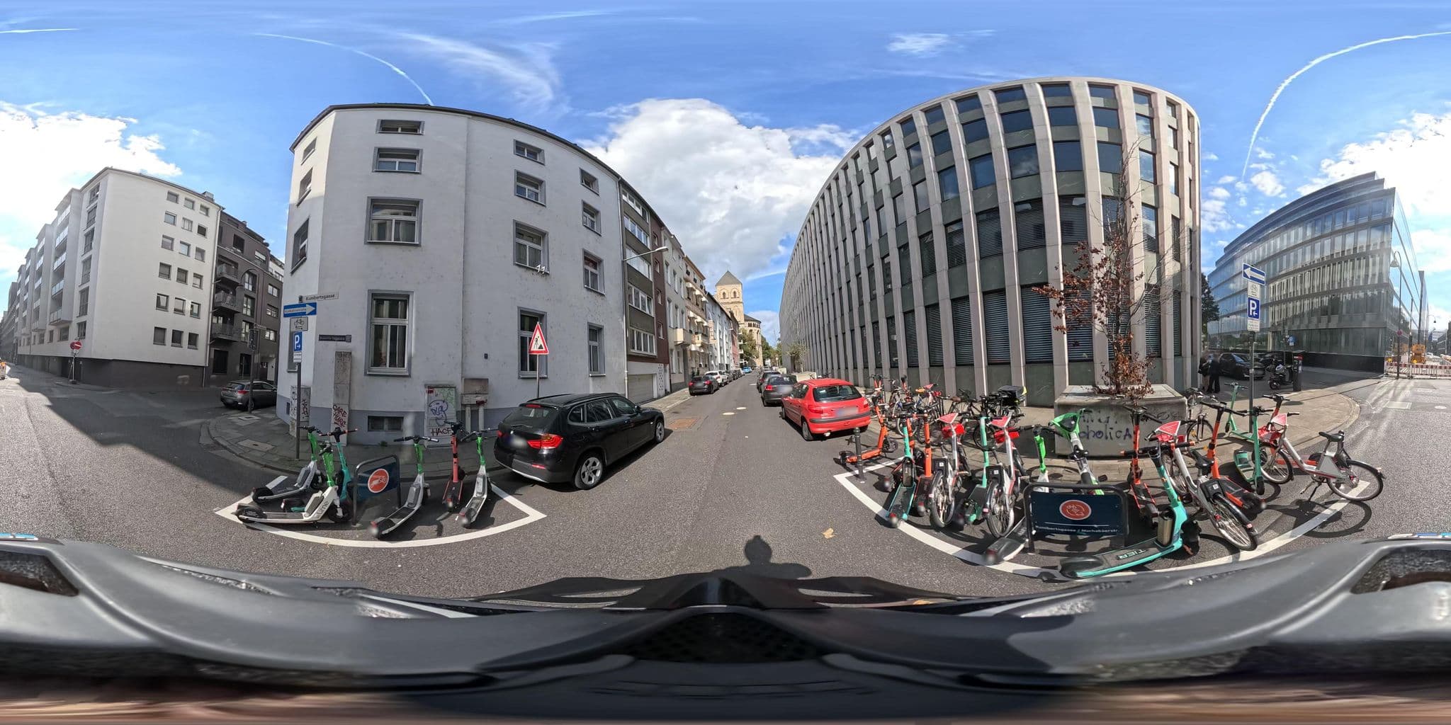 Street view near Buchholz Downtown Hotel Köln, Altstadt Nord — © popball (CC BY-SA · Mapillary)