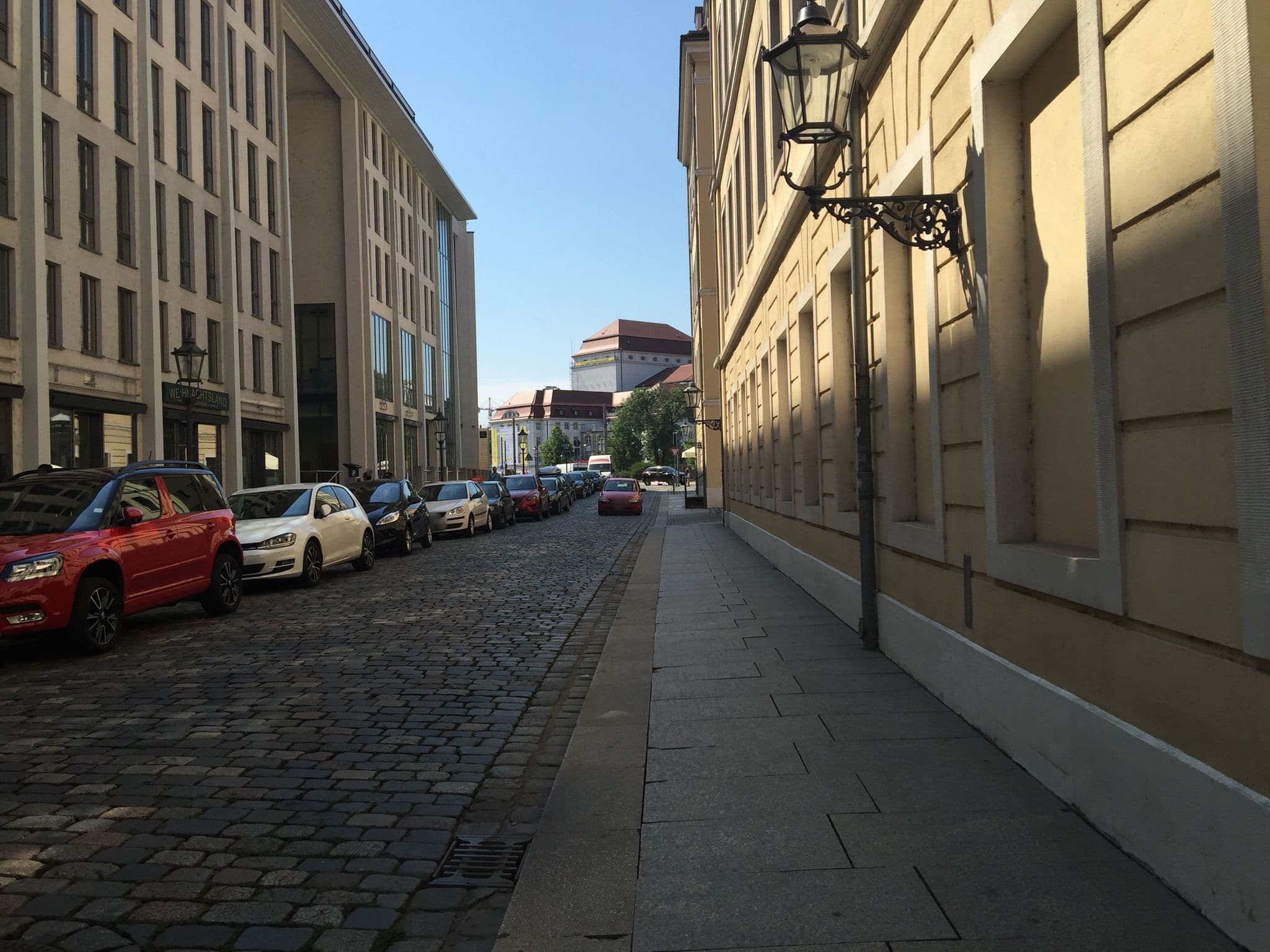 Street view near Das lebendige Haus, Dresden — © goobersmash (CC BY-SA · Mapillary)