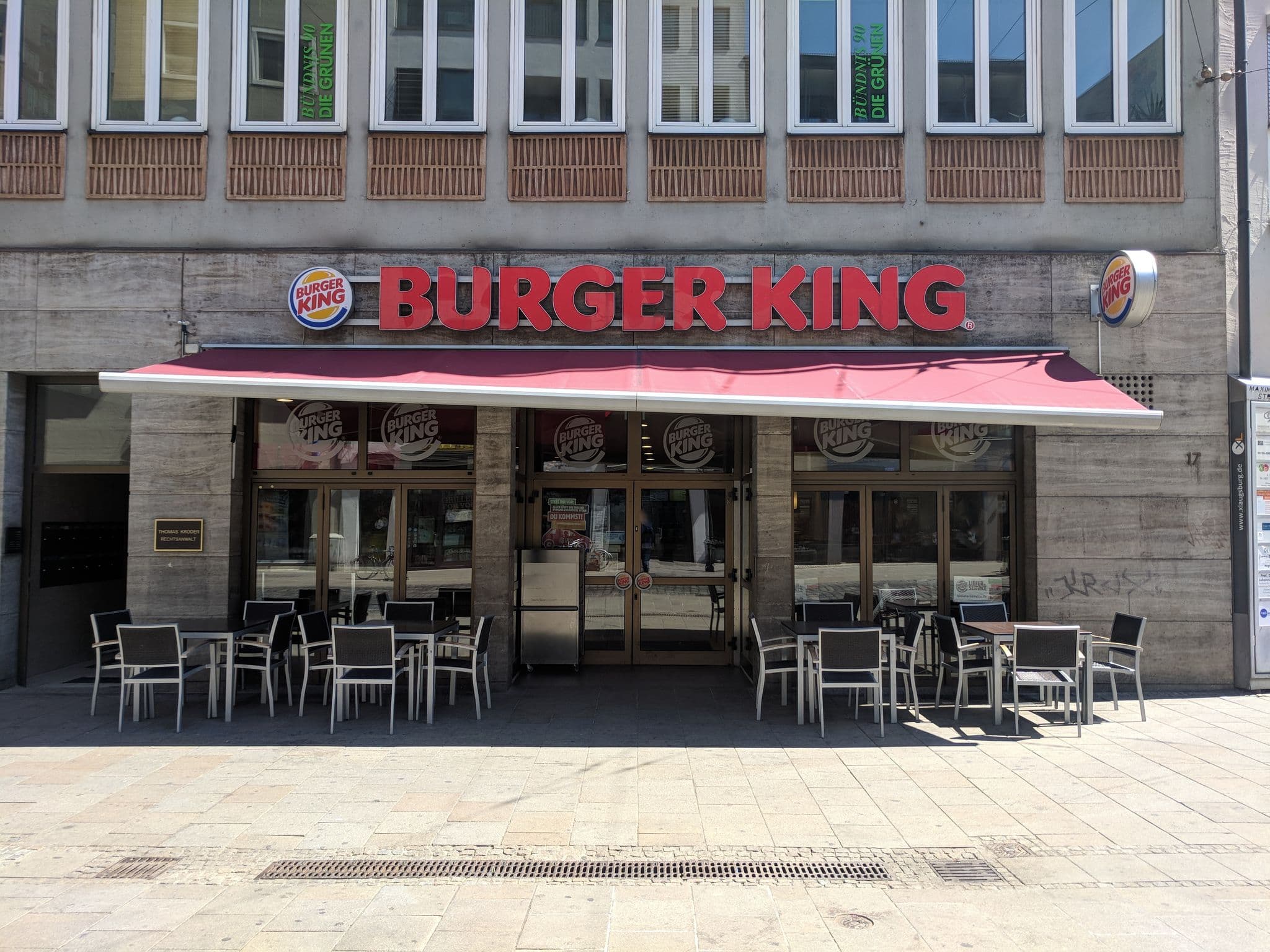 Street view near Brauhaus-Hotel König von Flandern, Augsburg — © fredisz (CC BY-SA · Mapillary)