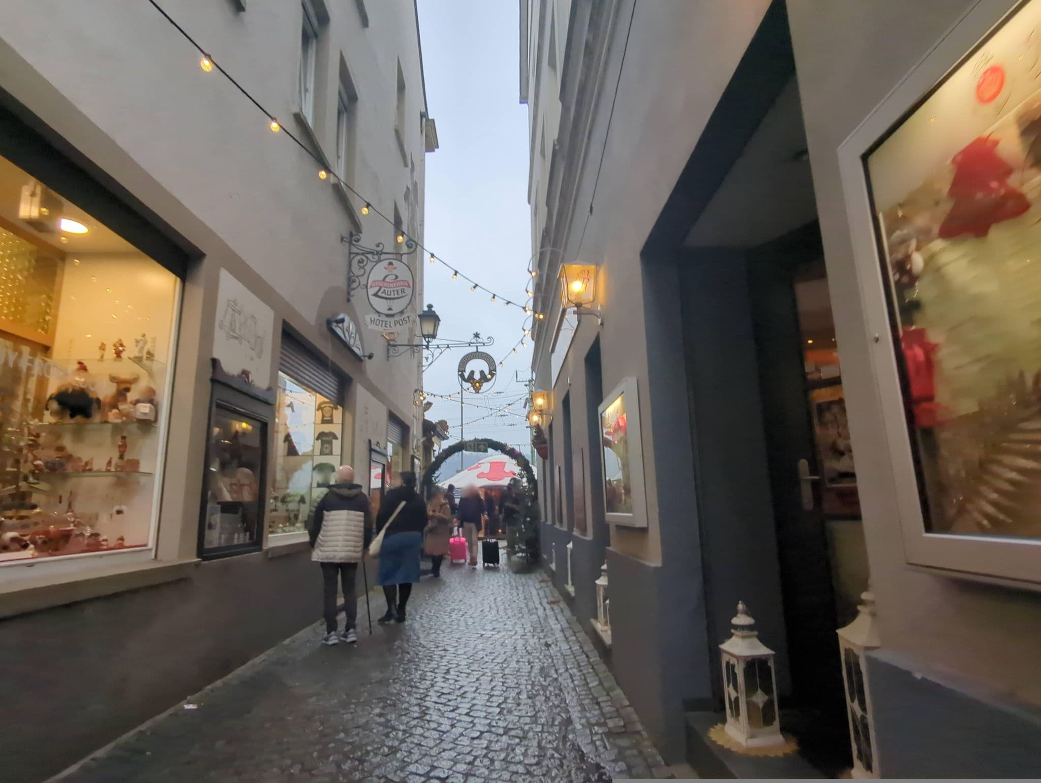 Street view near Hotel Post, Rüdesheim am Rhein — © miguel_andrade (CC BY-SA · Mapillary)