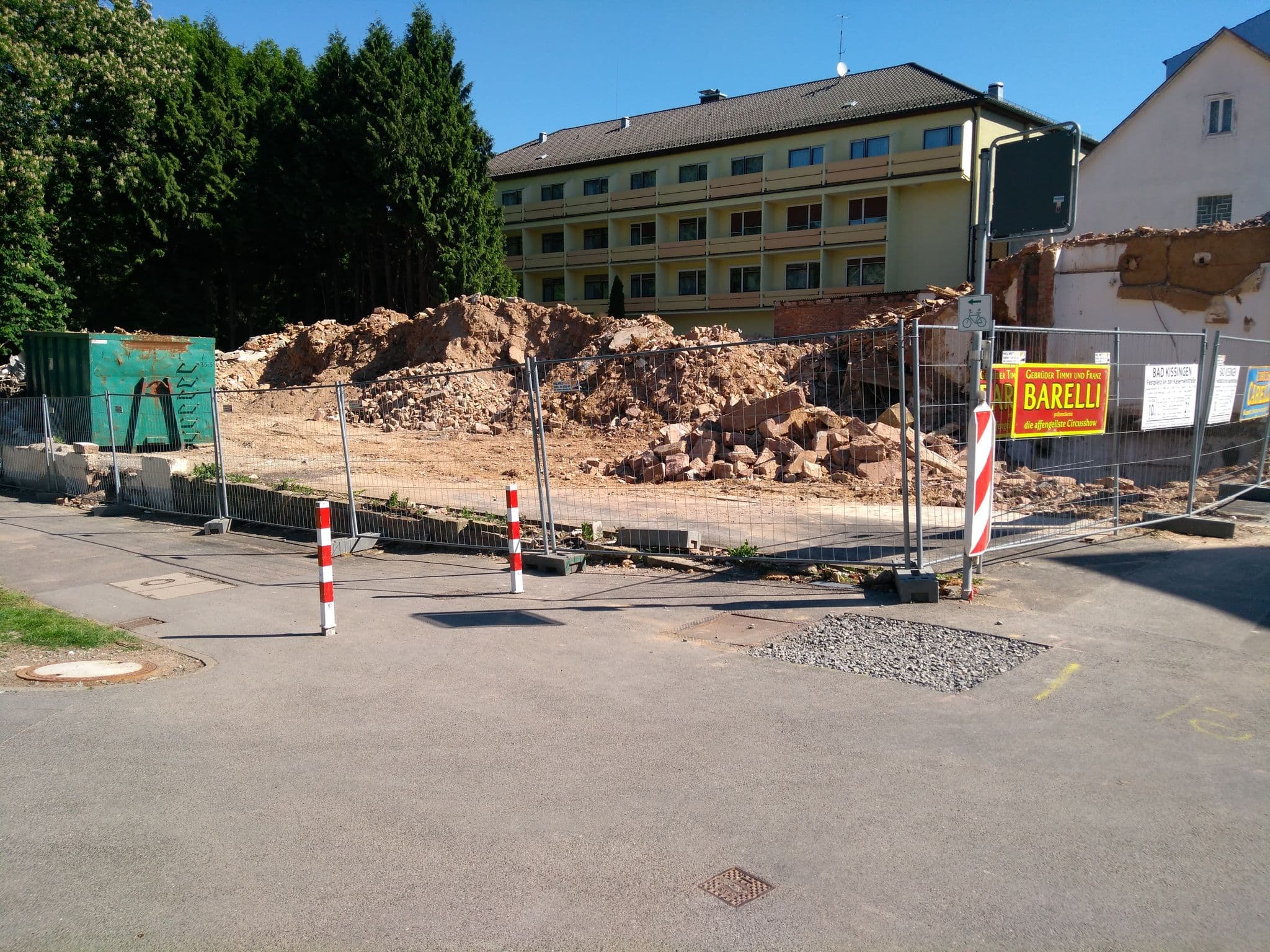 Street view near Pension Villa Nordland Bad Kissingen, Bad Kissingen — © rausk (CC BY-SA · Mapillary)