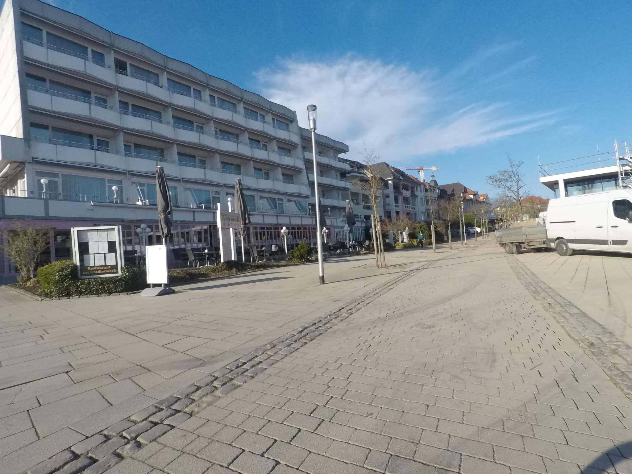 Street view near Kurpark Hotel Bad Salzuflen, Bad Salzuflen — © mapiman (CC BY-SA · Mapillary)