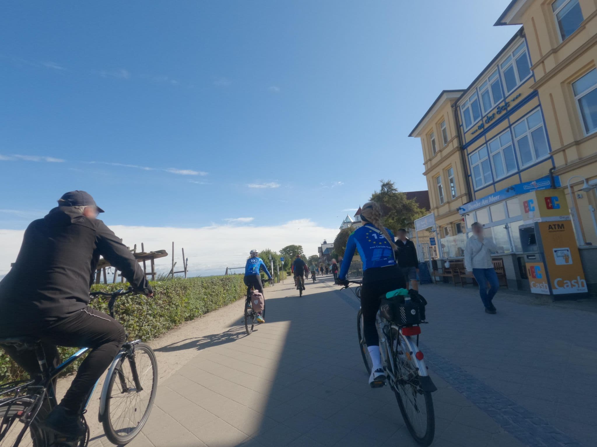 Street view near Hotel Domke "Haus an der See", Bansin — © masterofnoroad (CC BY-SA · Mapillary)