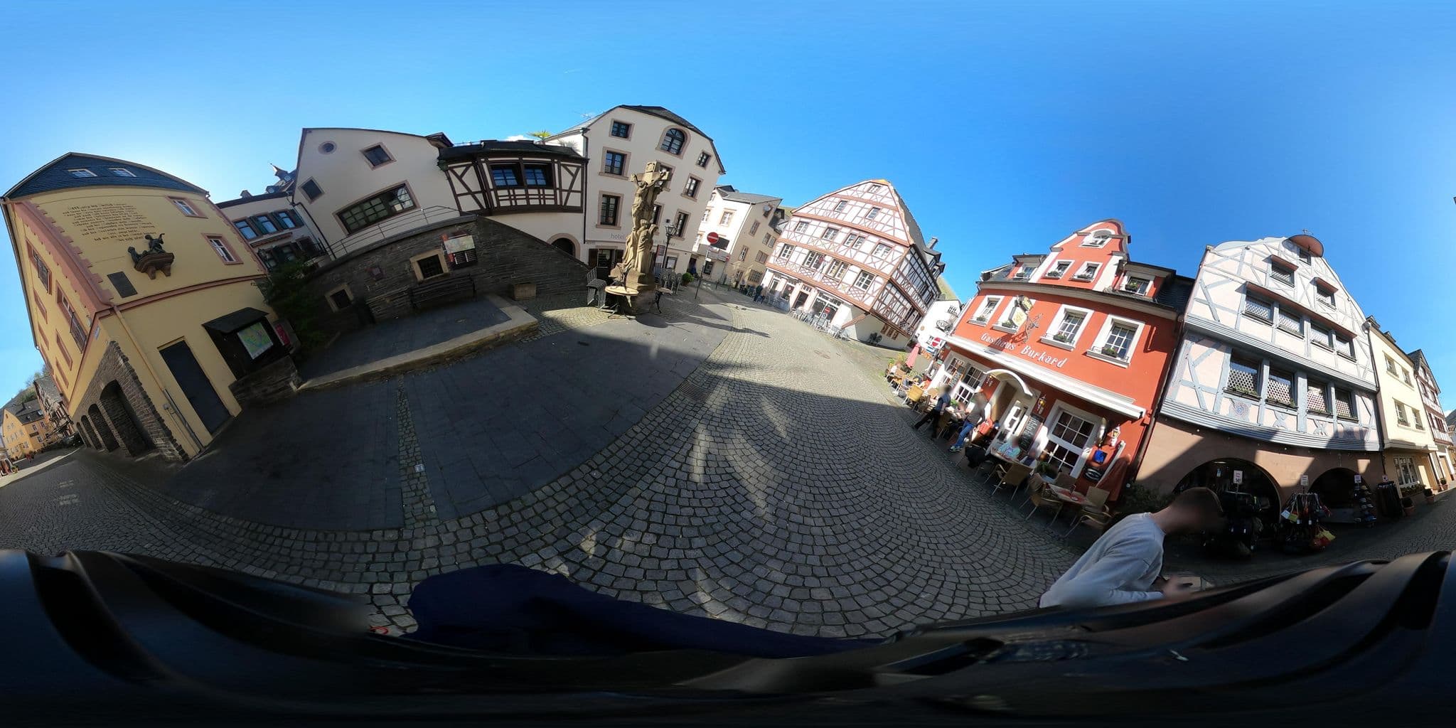 Street view near Gasthaus Huwer Hotel und Bistro, Bernkastel-Kues — © Mobilitaetswerk (CC BY-SA · Mapillary)